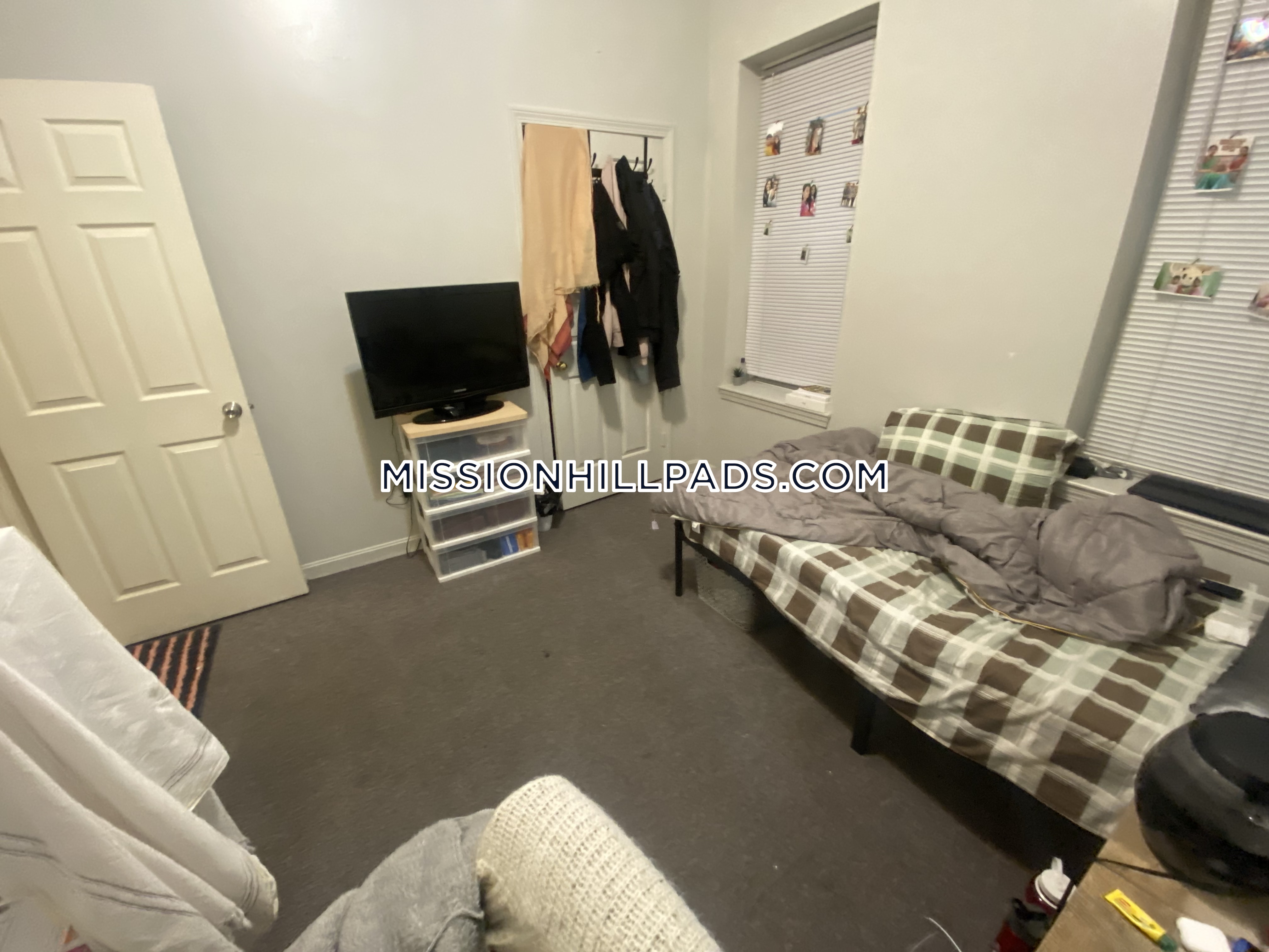 3 bed, 1 bath apartment for rent at 1458 Tremont St Unit 1, Mission Hill — photo 12 of 23