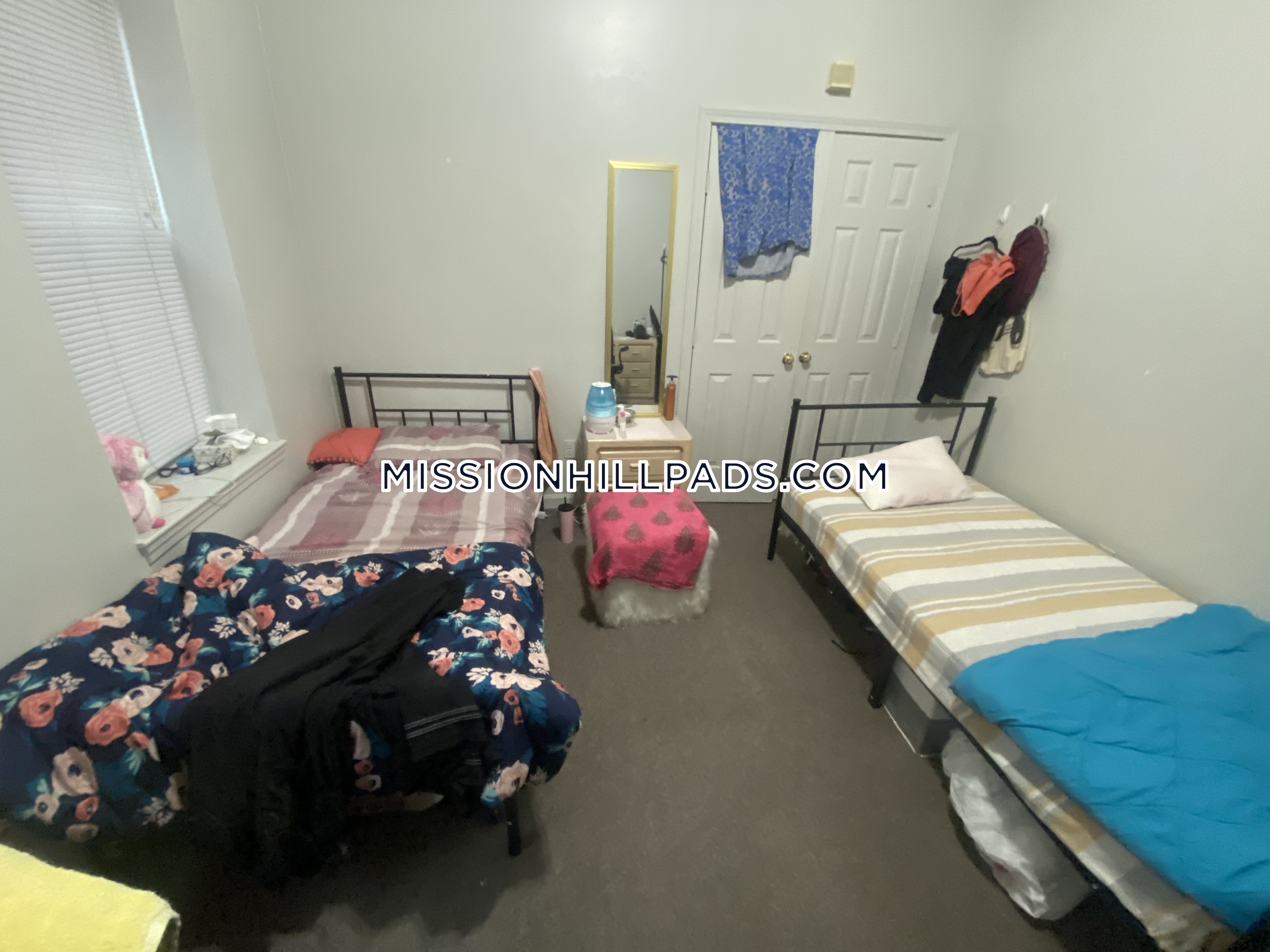 3 bed, 1 bath apartment for rent at 1458 Tremont St Unit 1, Mission Hill — photo 15 of 23