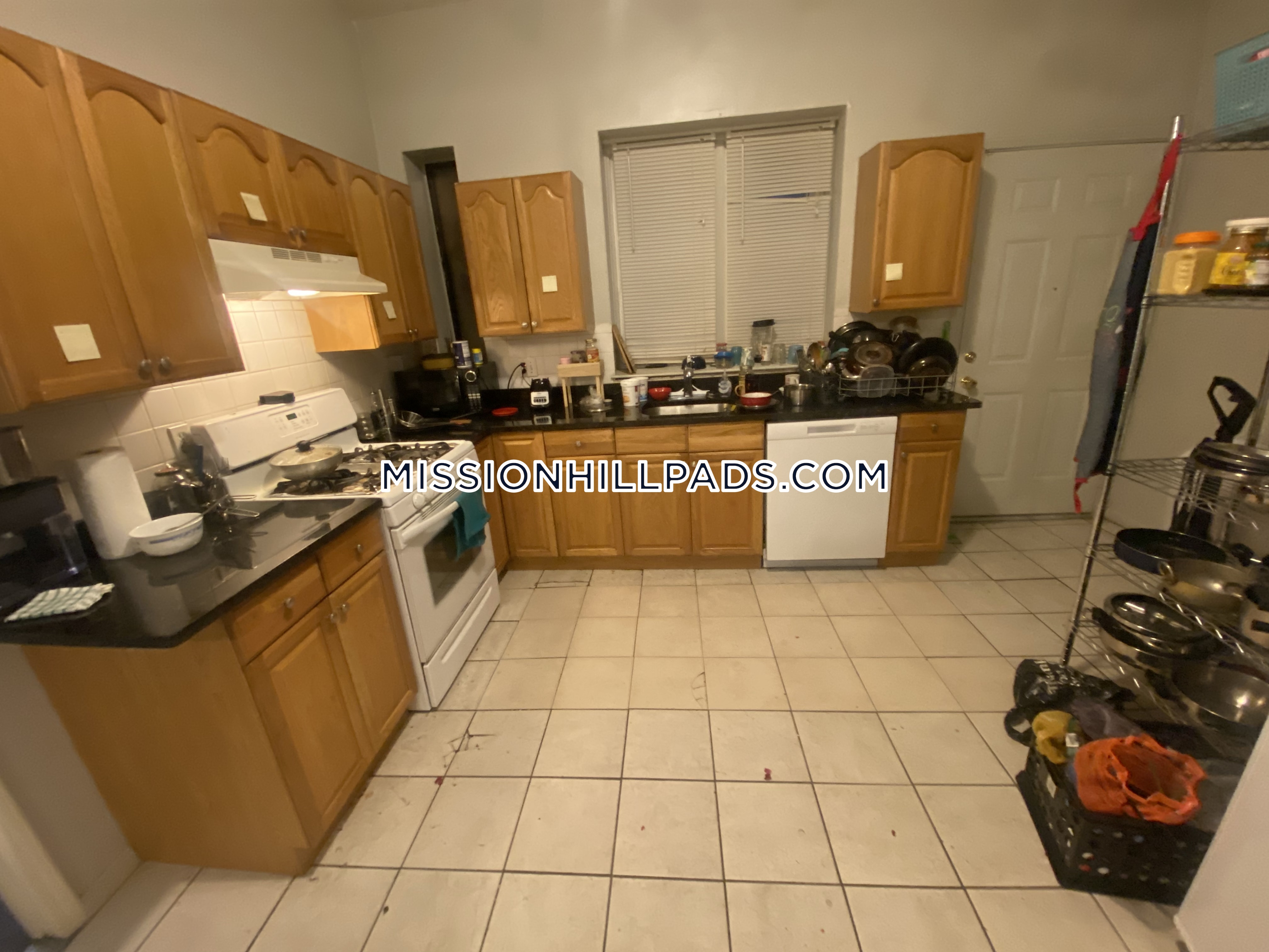 3 bed, 1 bath apartment for rent at 1458 Tremont St Unit 1, Mission Hill — photo 1 of 23