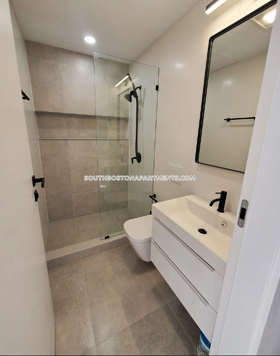 4 bed, 4+ bath apartment for rent at 6 National St Unit 3, South Boston — photo 36 of 37