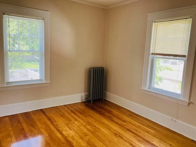 414 Lovell, West Side