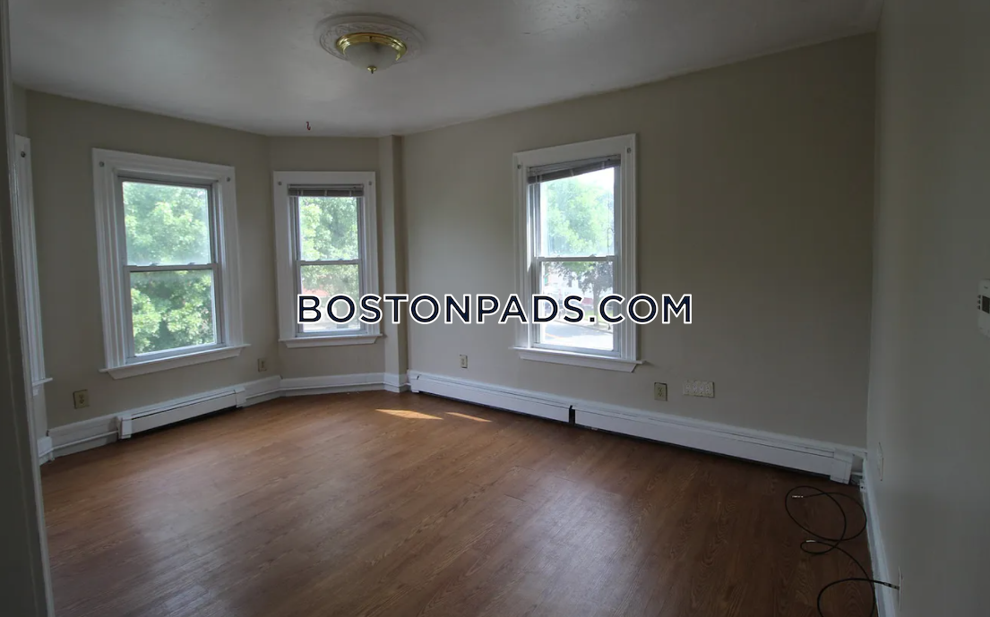 2 bed, 1 bath apartment for rent at 204 River St Unit 204, Central Square — photo 1 of 13