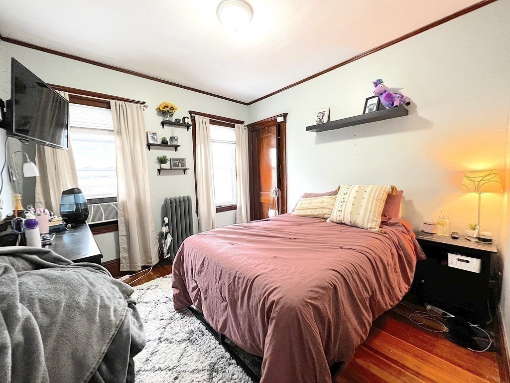 3 bed, 1 bath apartment for rent at 168 Grant Ave Unit 2, Medford — photo 7 of 18