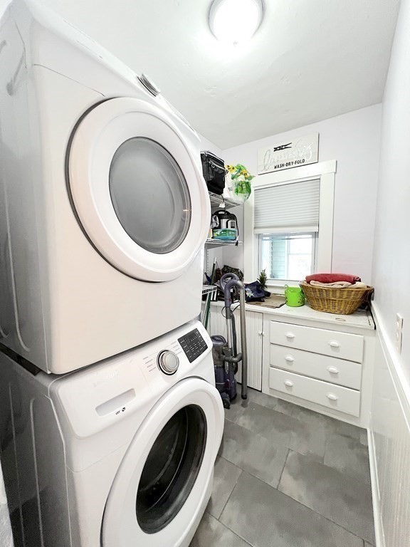 3 bed, 1 bath apartment for rent at 168 Grant Ave Unit 2, Medford — photo 12 of 18