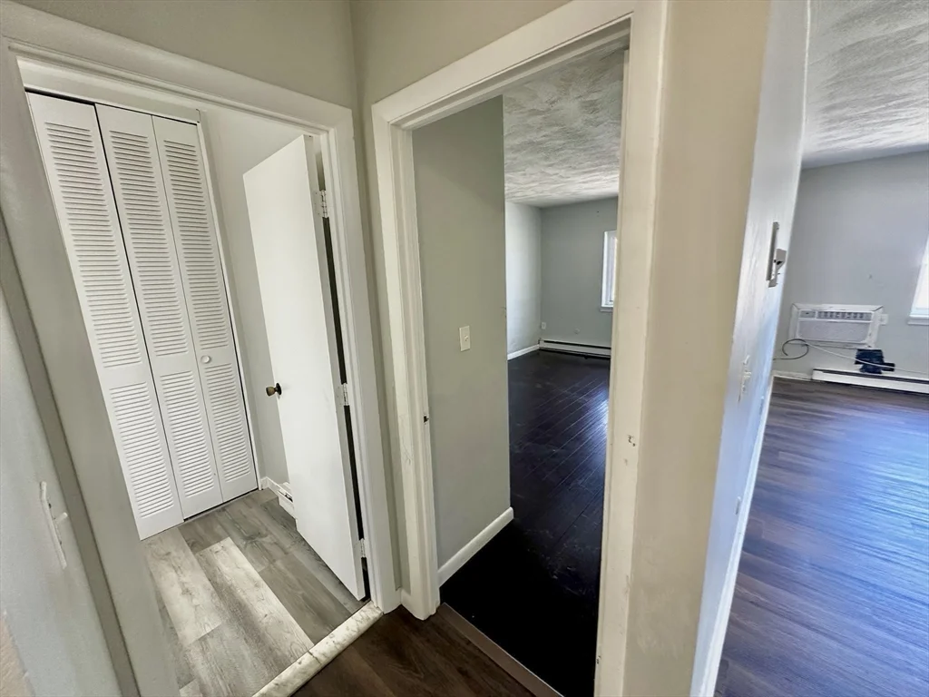 27 Willis St, Framingham