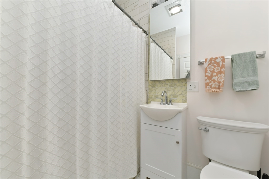 530-532 E 6th St, South Boston