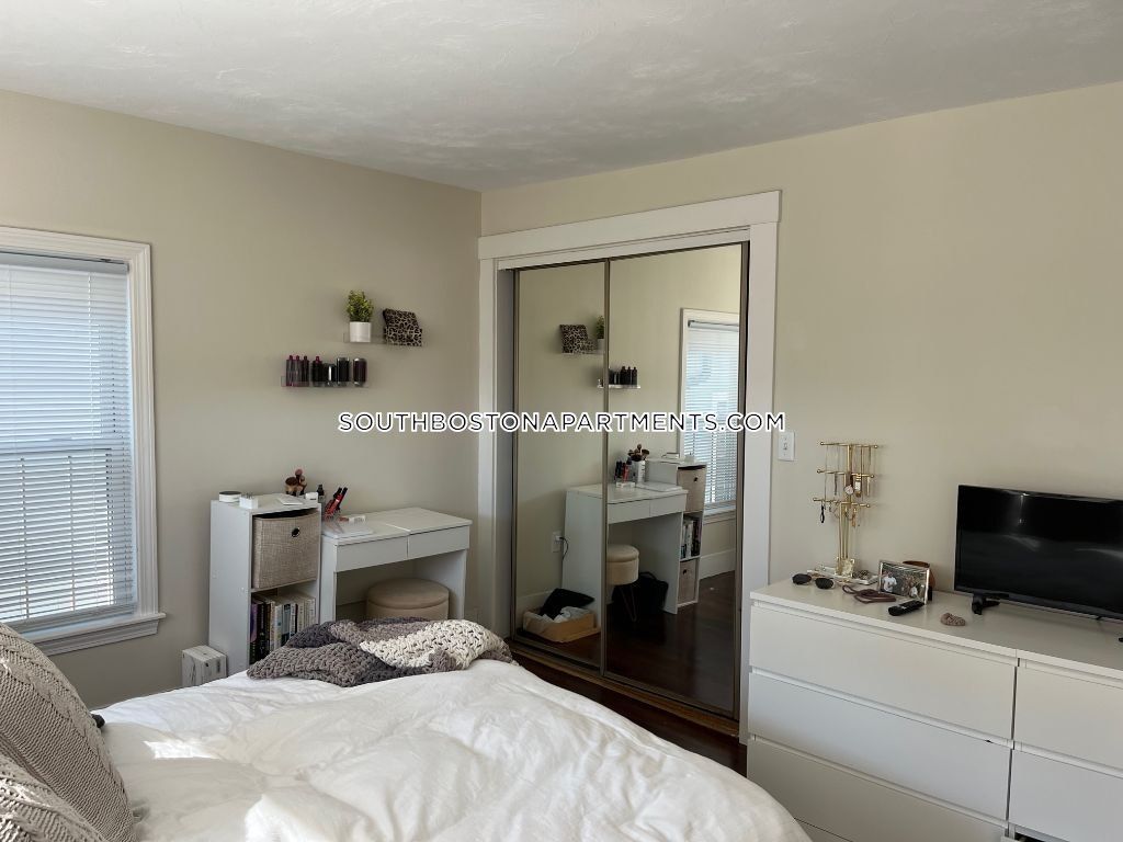 3 bed, 2 bath apartment for rent at 411 7th St Unit 2, South Boston — photo 7 of 16