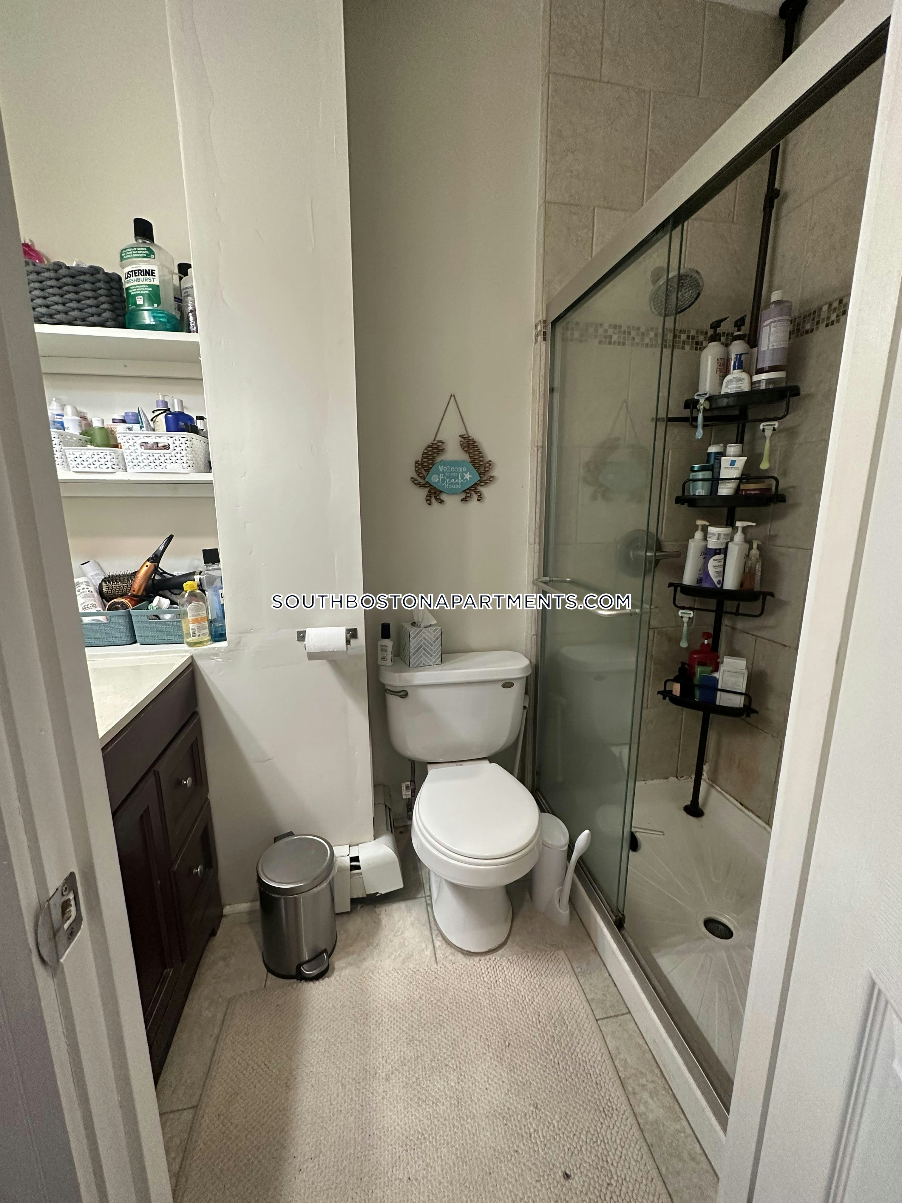 3 bed, 1 bath apartment for rent at 6 Hart Unit 5, South Boston — photo 13 of 15