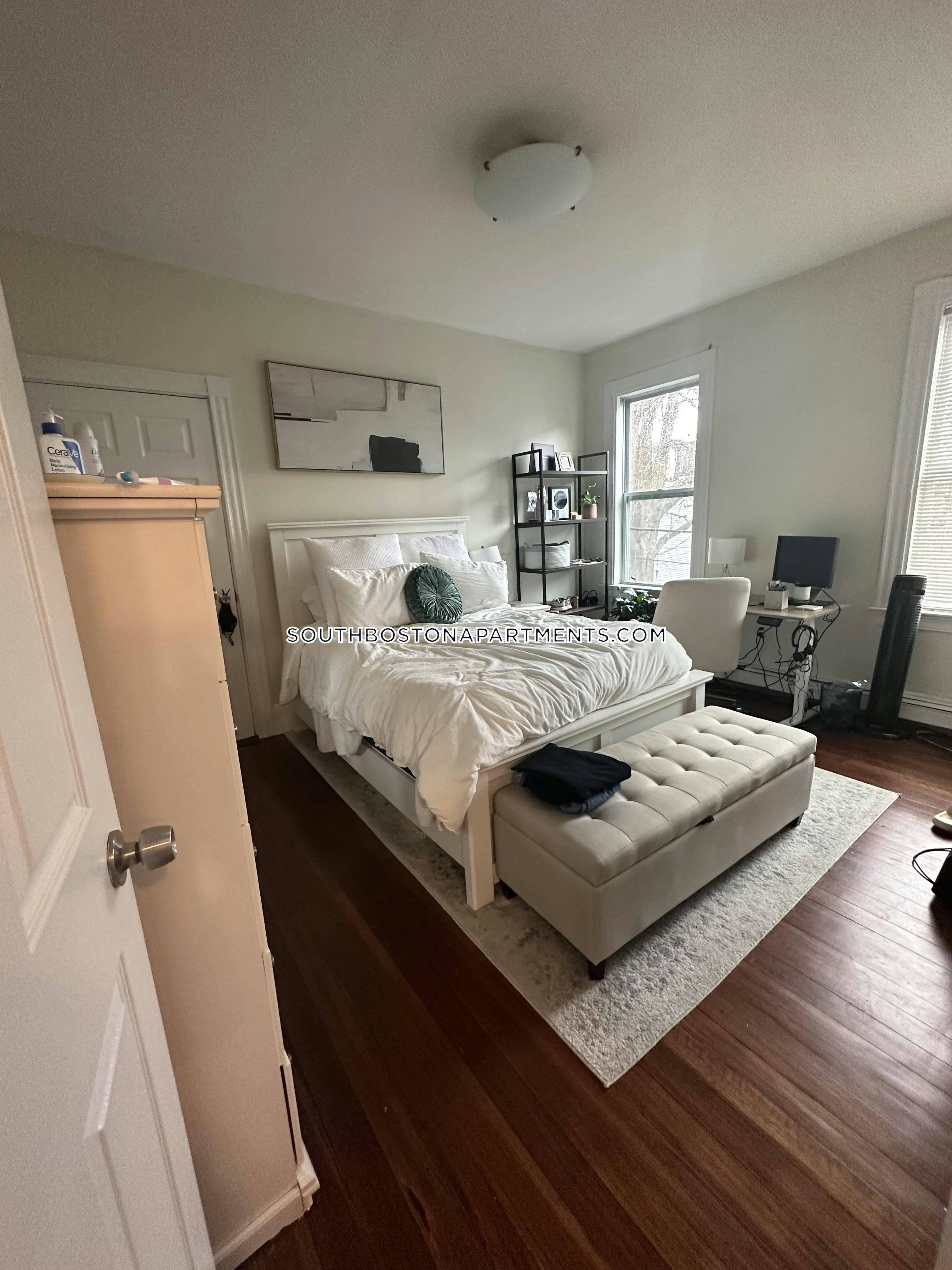 3 bed, 1 bath apartment for rent at 6 Hart Unit 5, South Boston — photo 5 of 15