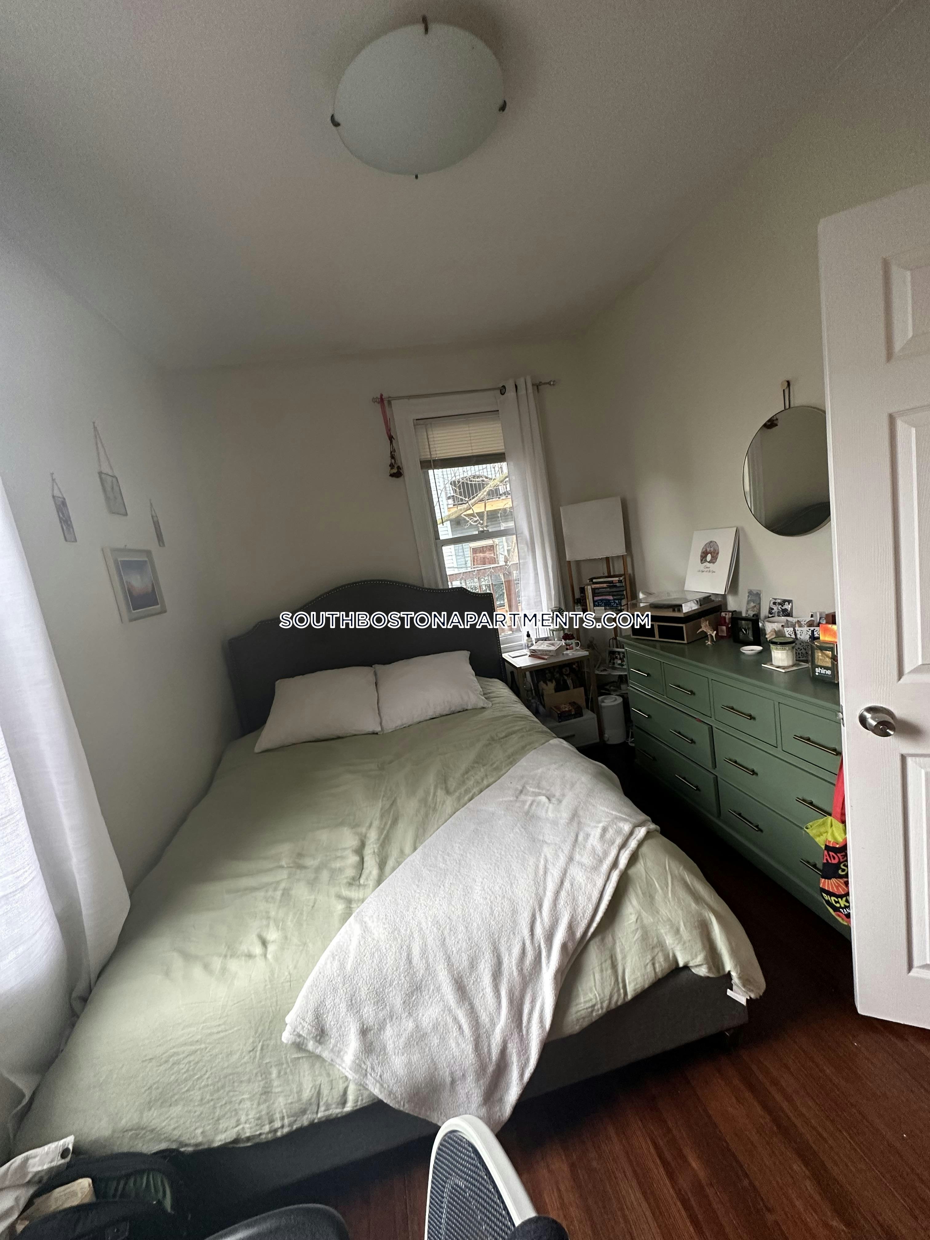 3 bed, 1 bath apartment for rent at 6 Hart Unit 5, South Boston — photo 6 of 15