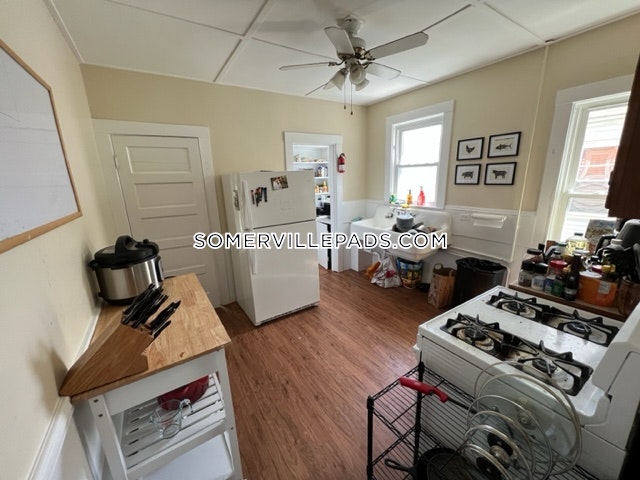 3 bed, 1 bath apartment for rent at 33 Ossipee Rd Unit 2, Teele Square — photo 1 of 8