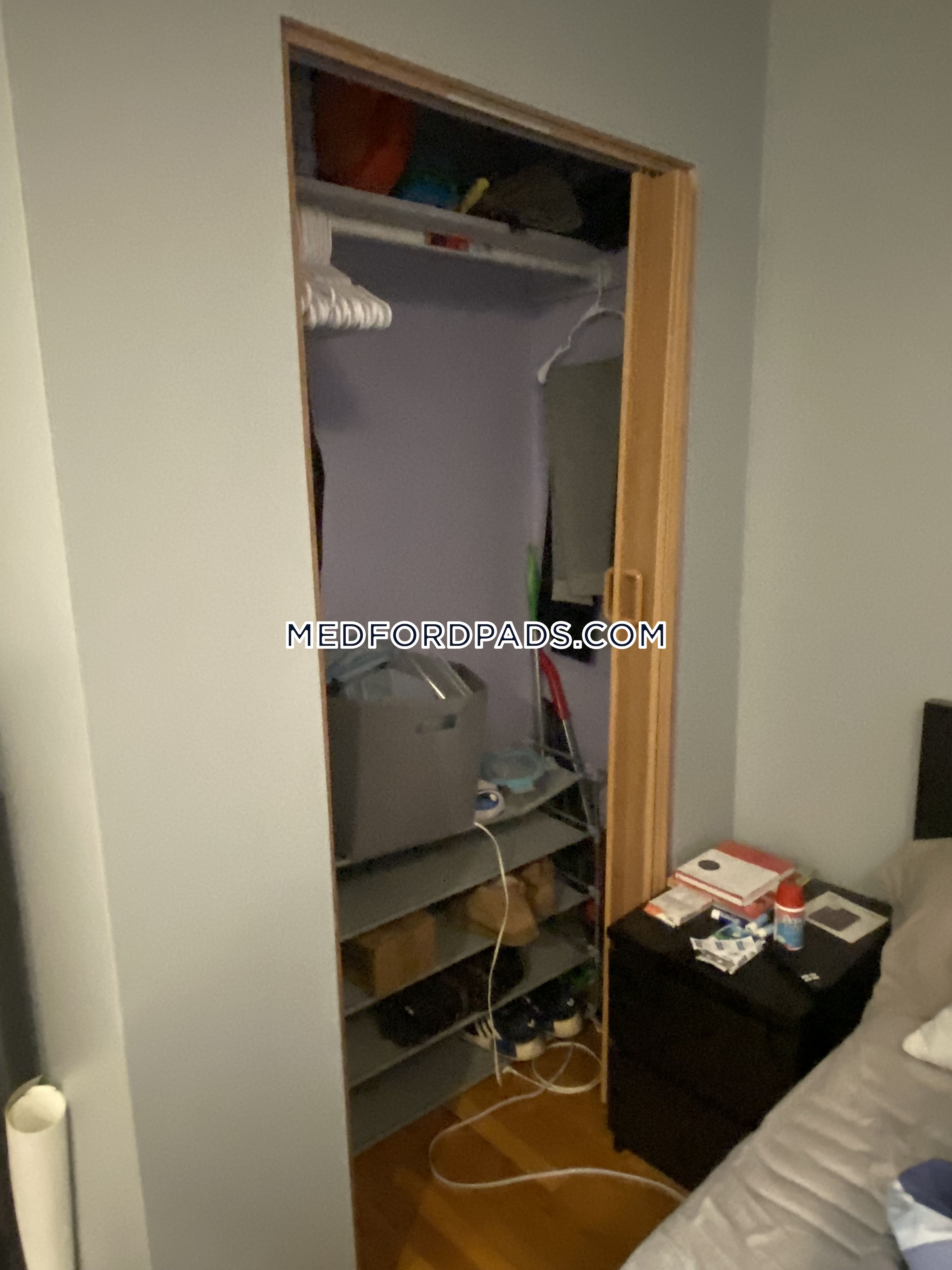 6 bed, 2 bath apartment for rent at 107 North St Unit 107, Tufts University — photo 21 of 41