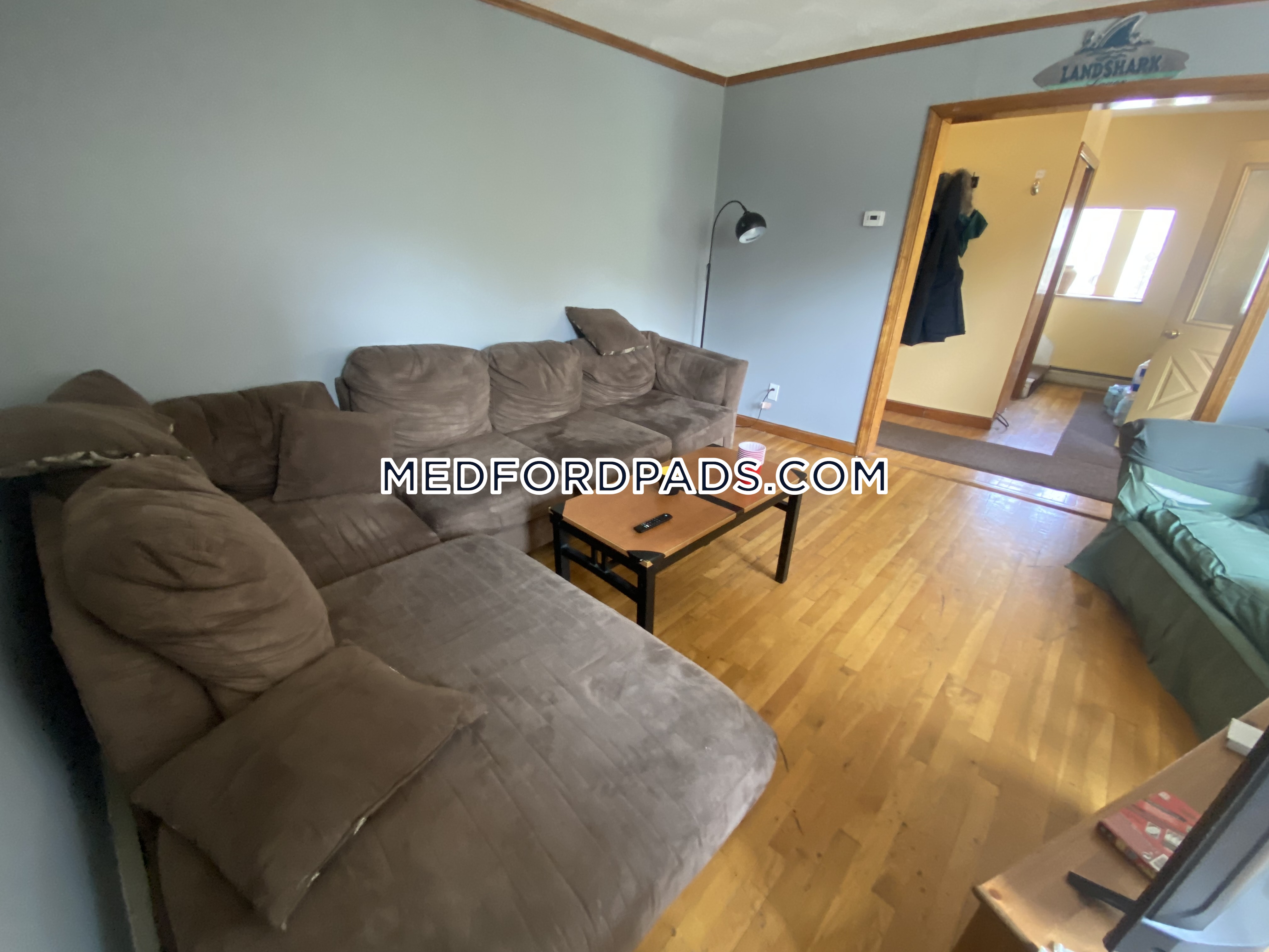 6 bed, 2 bath apartment for rent at 107 North St Unit 107, Tufts University — photo 10 of 41