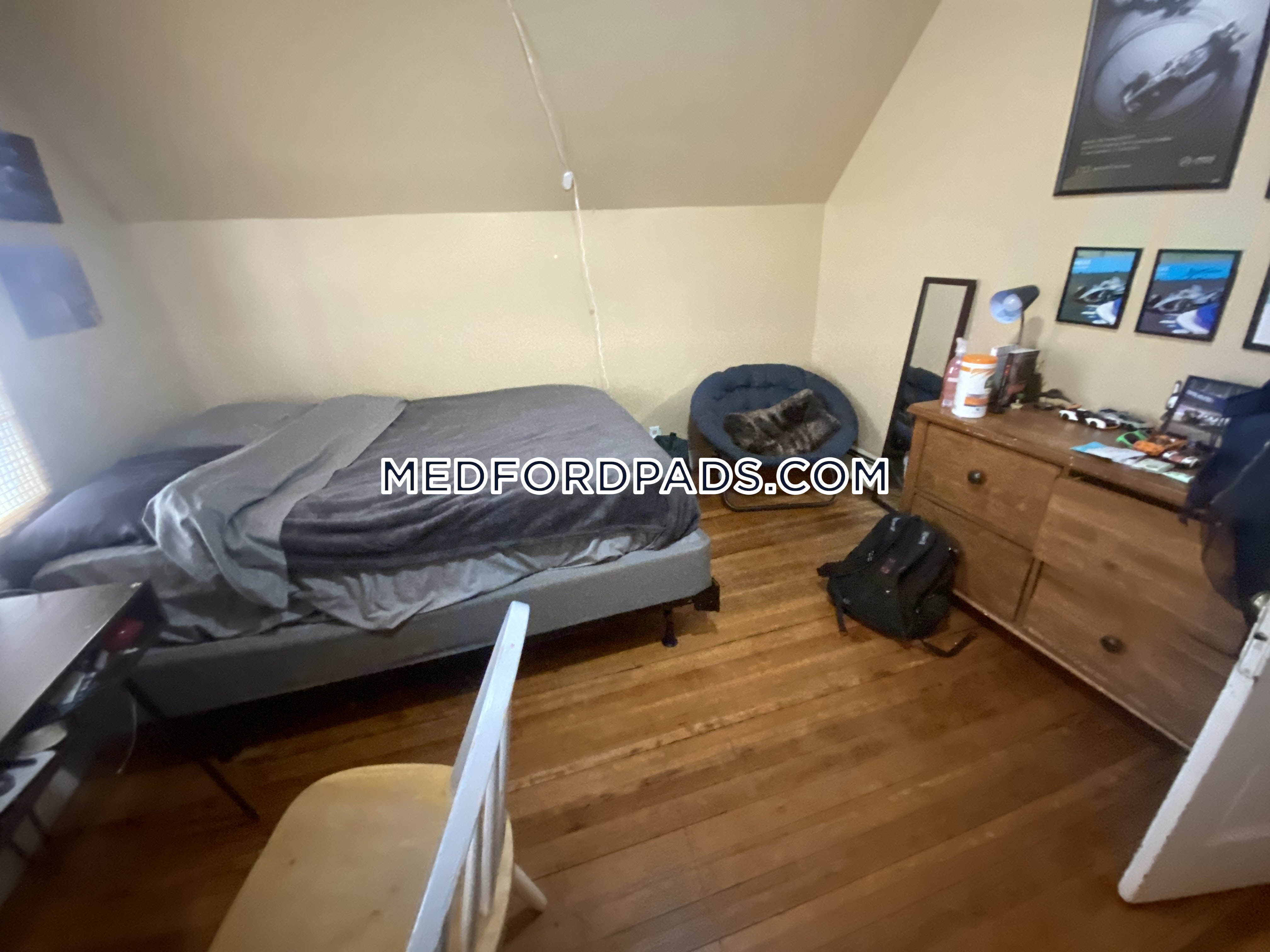 6 bed, 2 bath apartment for rent at 107 North St Unit 107, Tufts University — photo 8 of 41