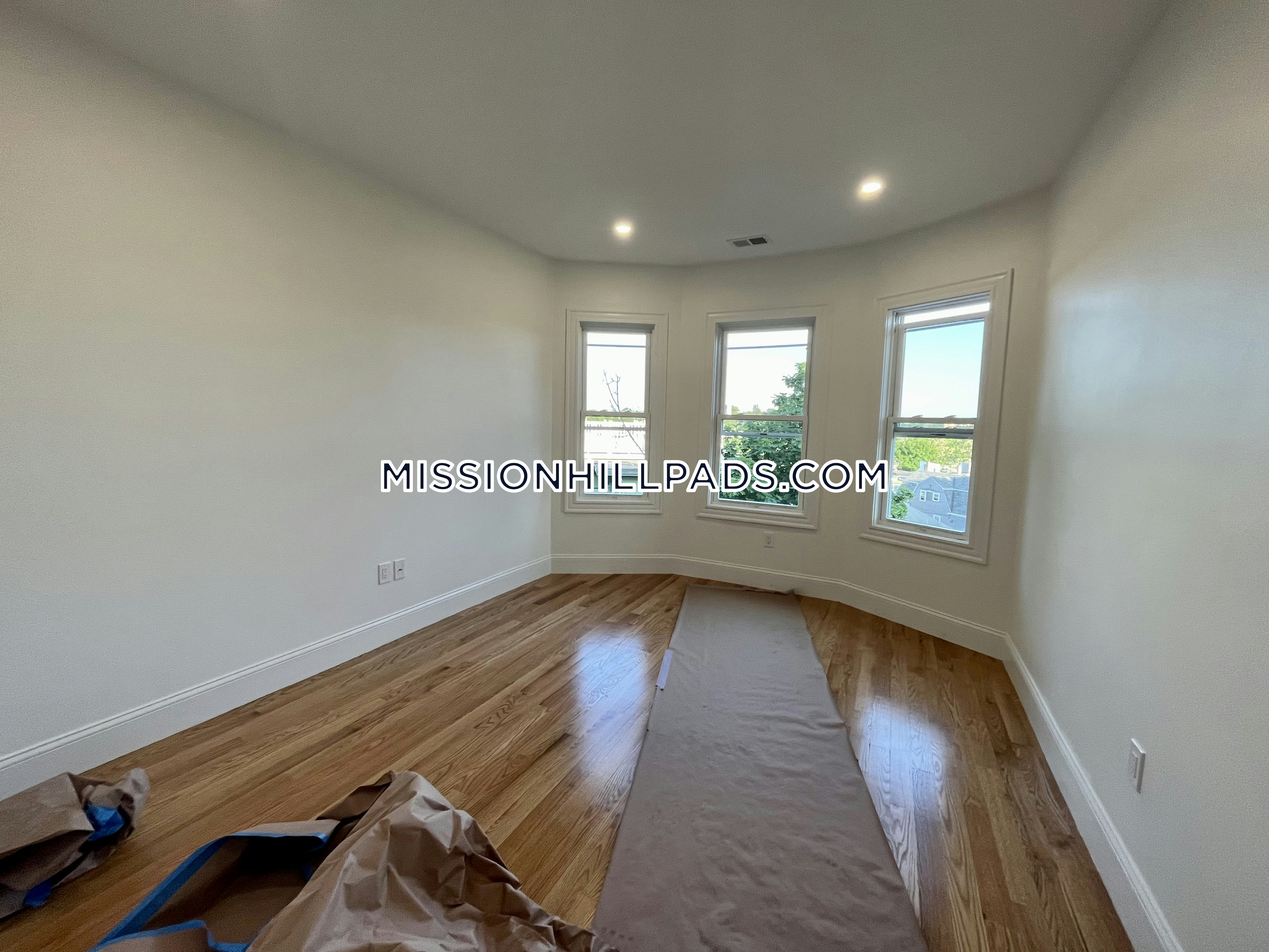 234 Calumet St, Mission Hill