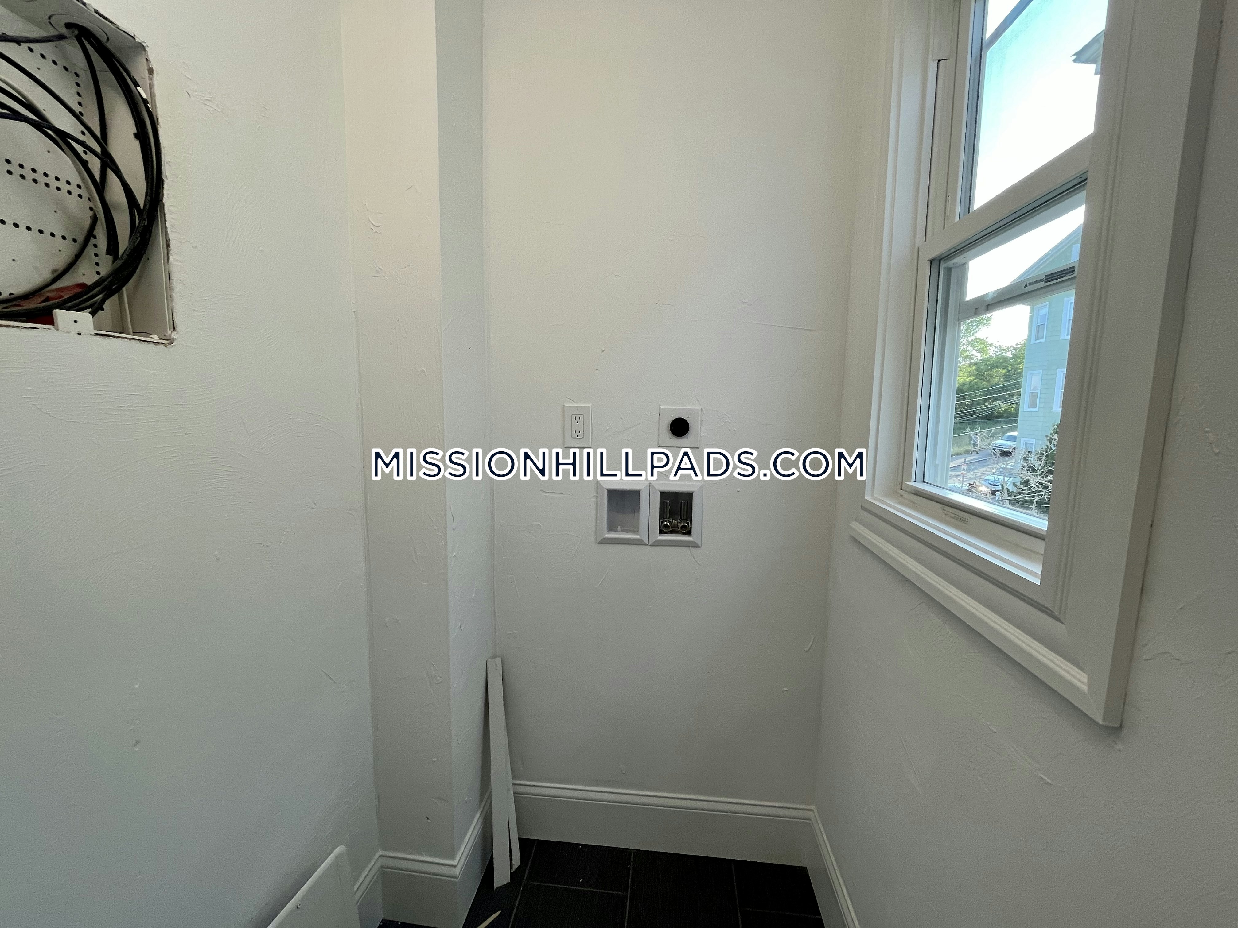 234 Calumet St, Mission Hill