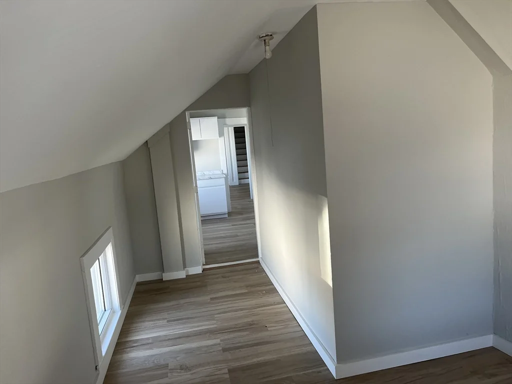 159 E Central, Franklin