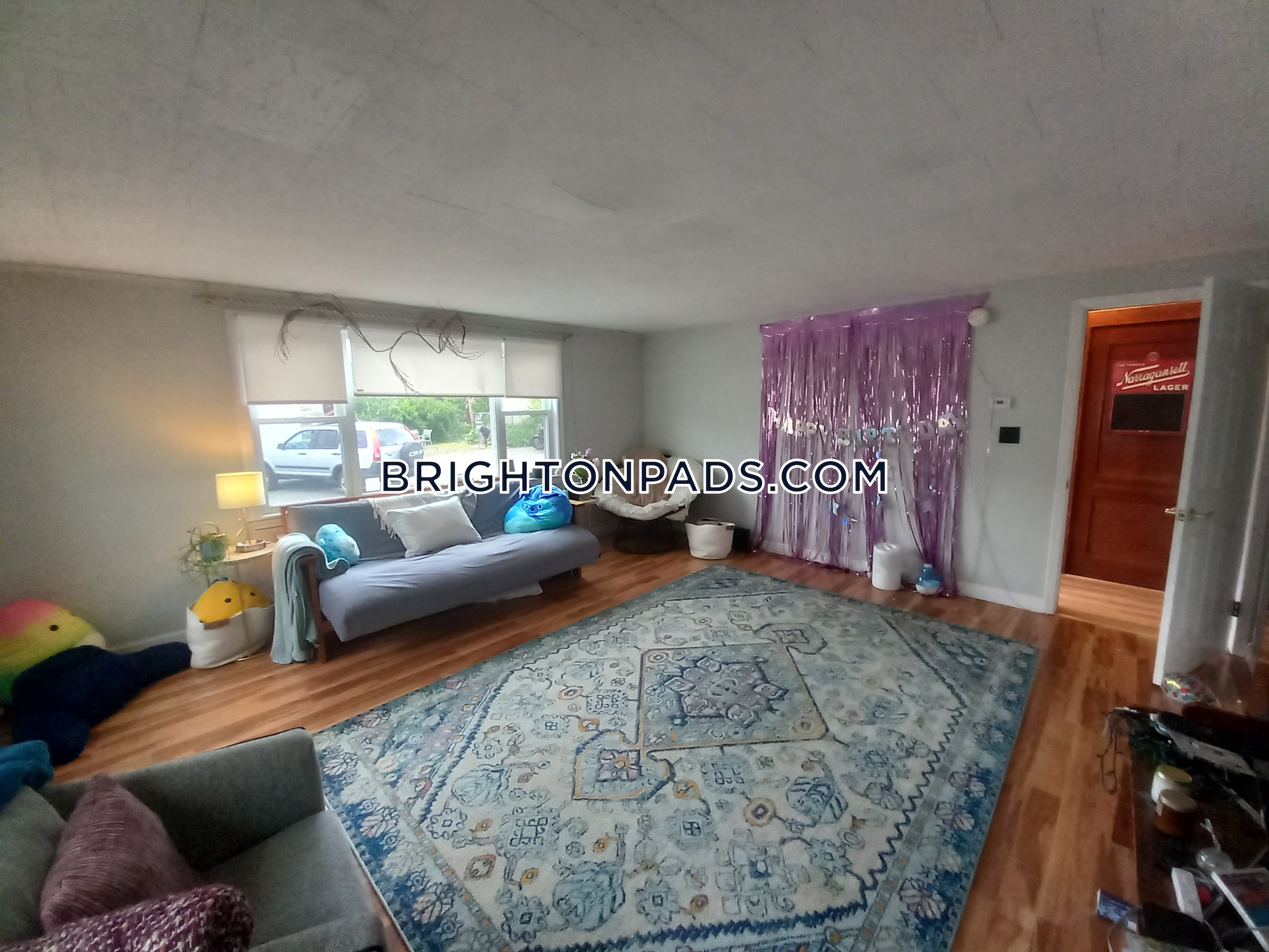 3 bed, 1 bath apartment for rent at 6 Mapleton St, Brighton — photo 5 of 24