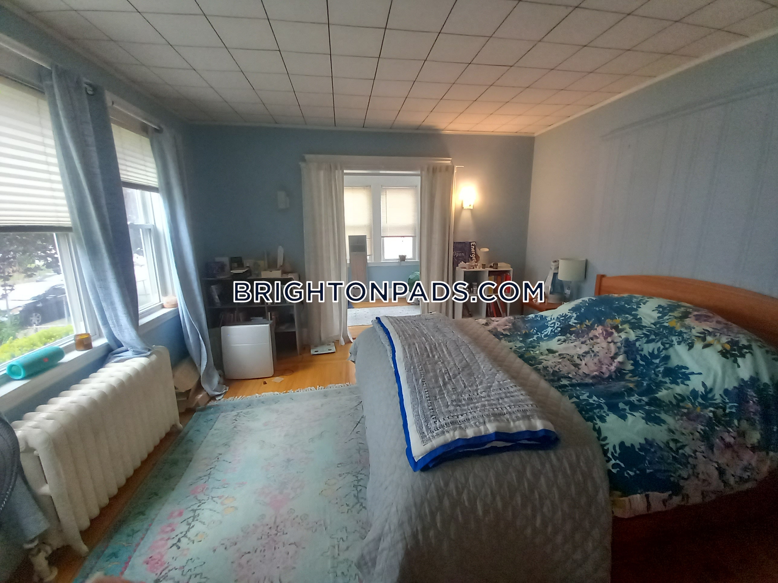 3 bed, 1 bath apartment for rent at 6 Mapleton St, Brighton — photo 18 of 24