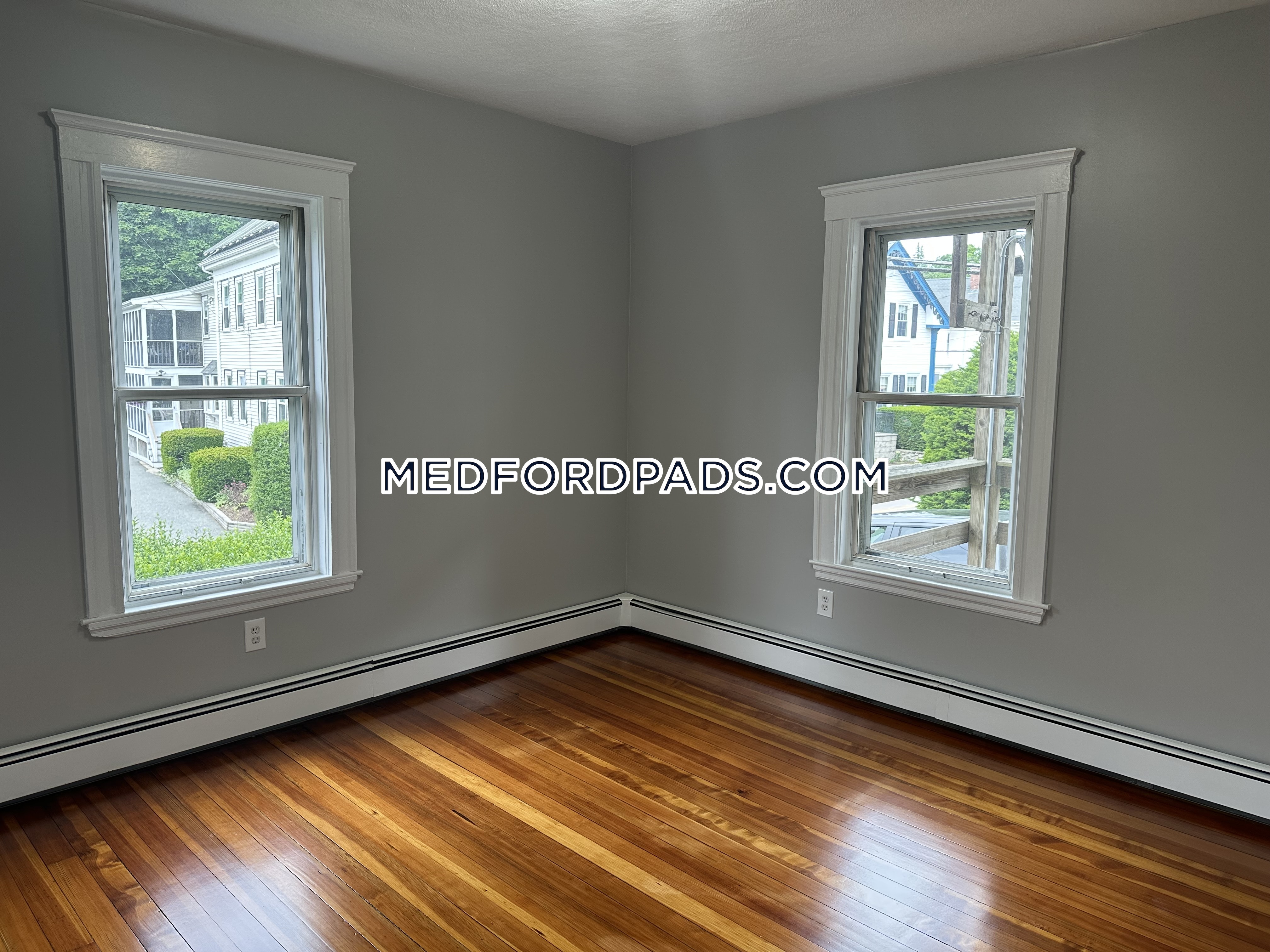 2 bed, 1 bath apartment for rent at 49 Pearl St Unit 1, Medford — photo 2 of 11