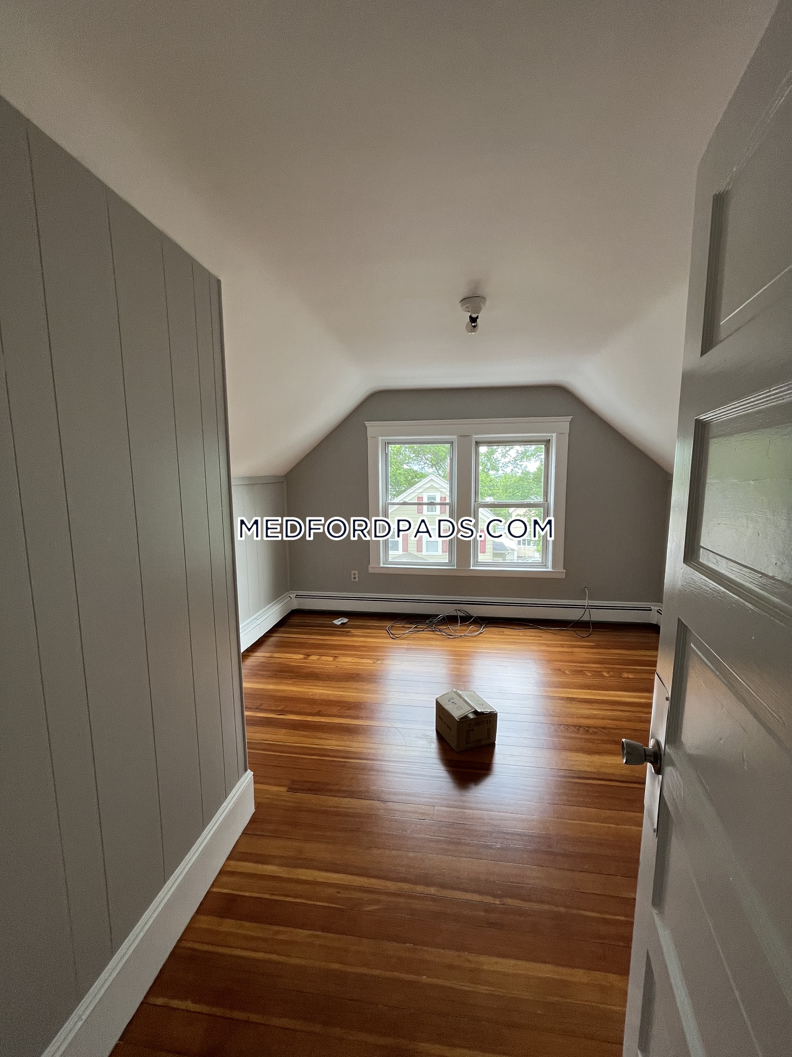 5 bed, 2 bath apartment for rent at 47 Pearl St Unit 1, Tufts University — photo 21 of 29