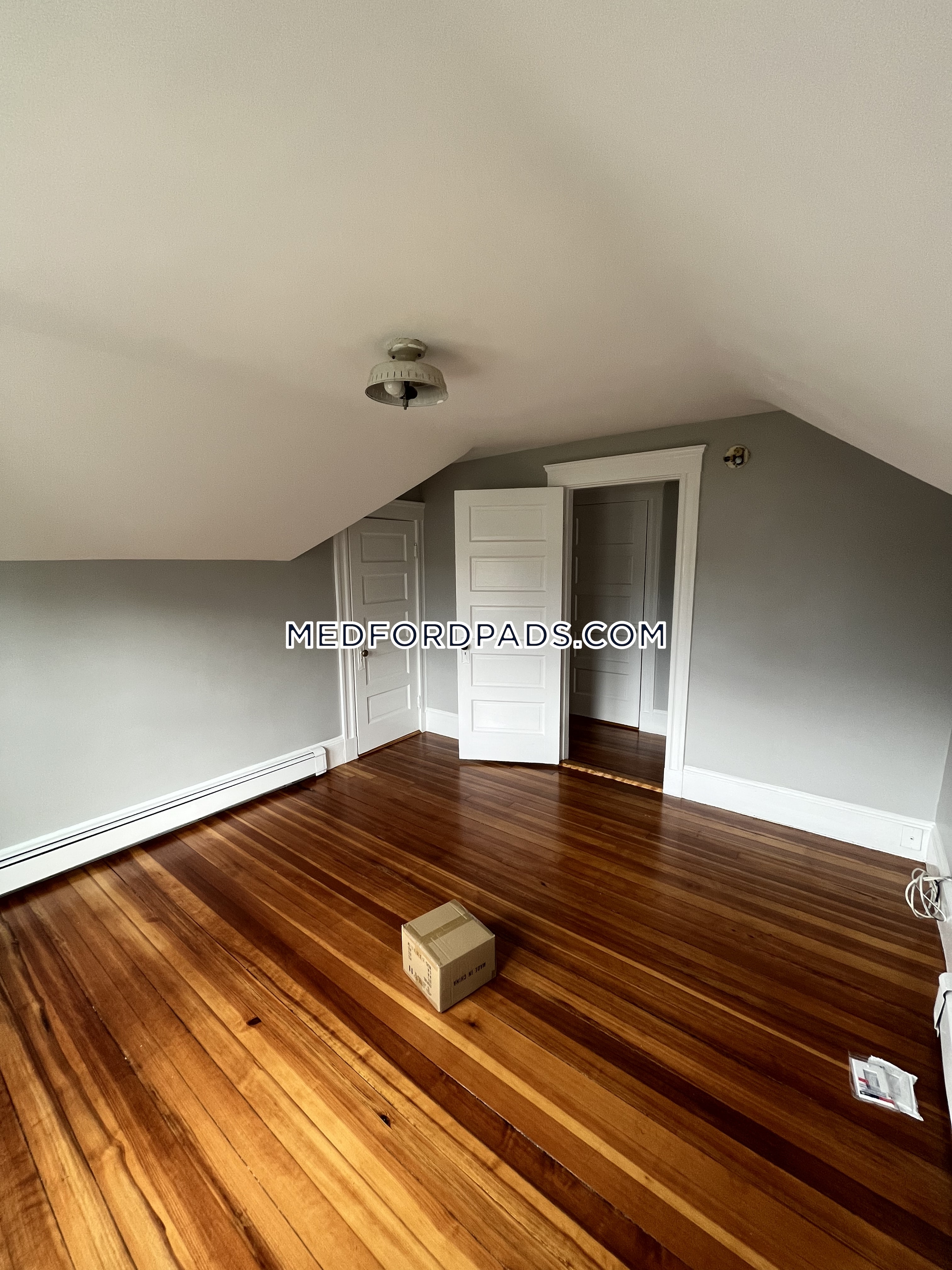 5 bed, 2 bath apartment for rent at 47 Pearl St Unit 1, Tufts University — photo 25 of 29