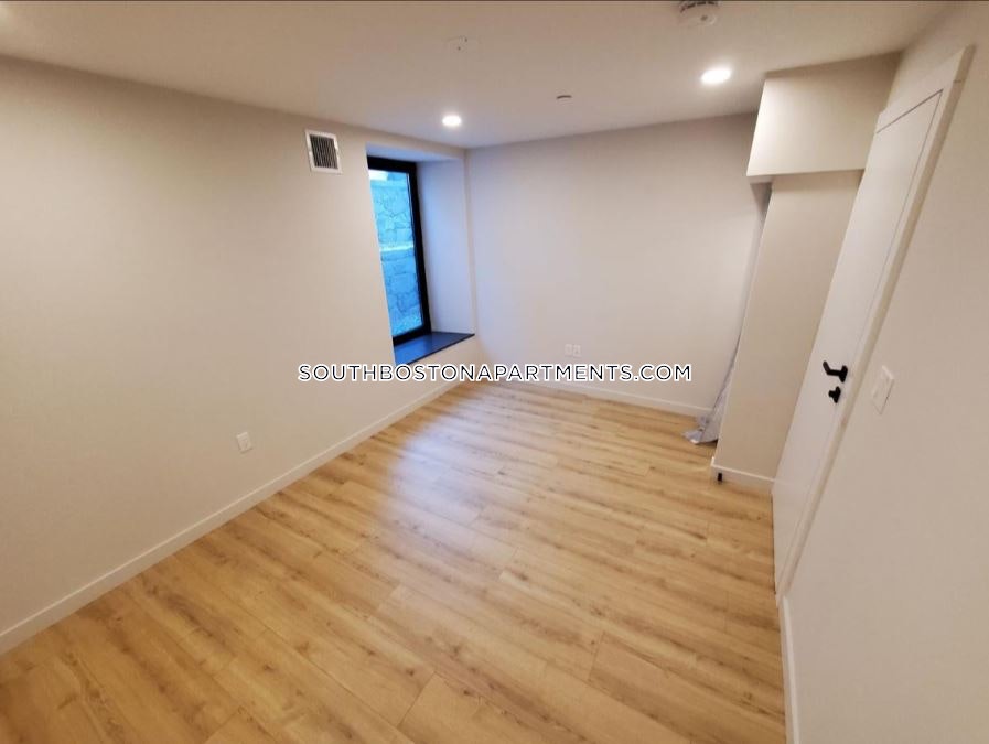 2 bed, 2 bath apartment for rent at 141 N St Unit 3, South Boston — photo 4 of 5