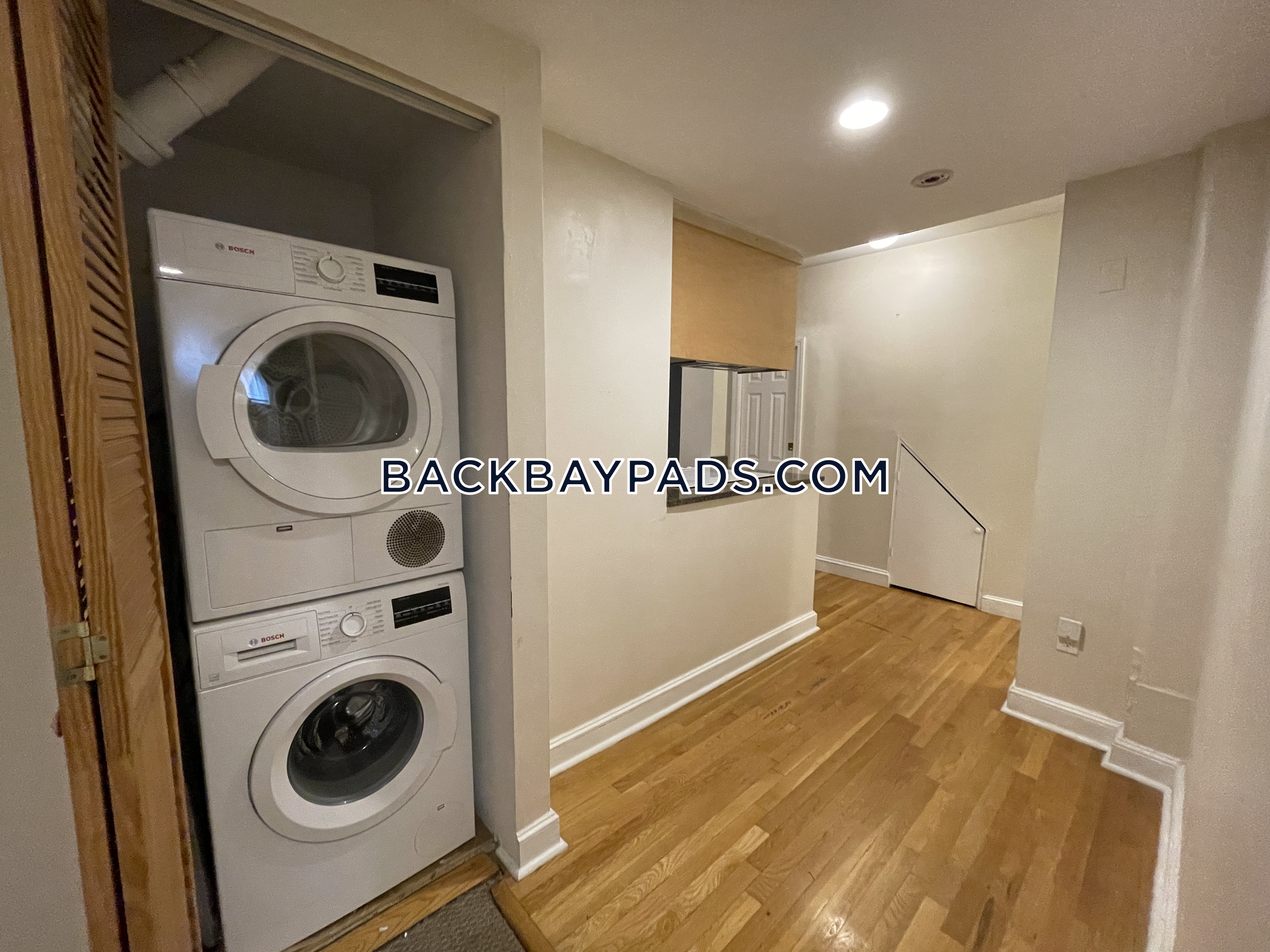 1.5 bed, 1 bath apartment for rent at 7 Hereford St Unit 1, Back Bay — photo 8 of 24