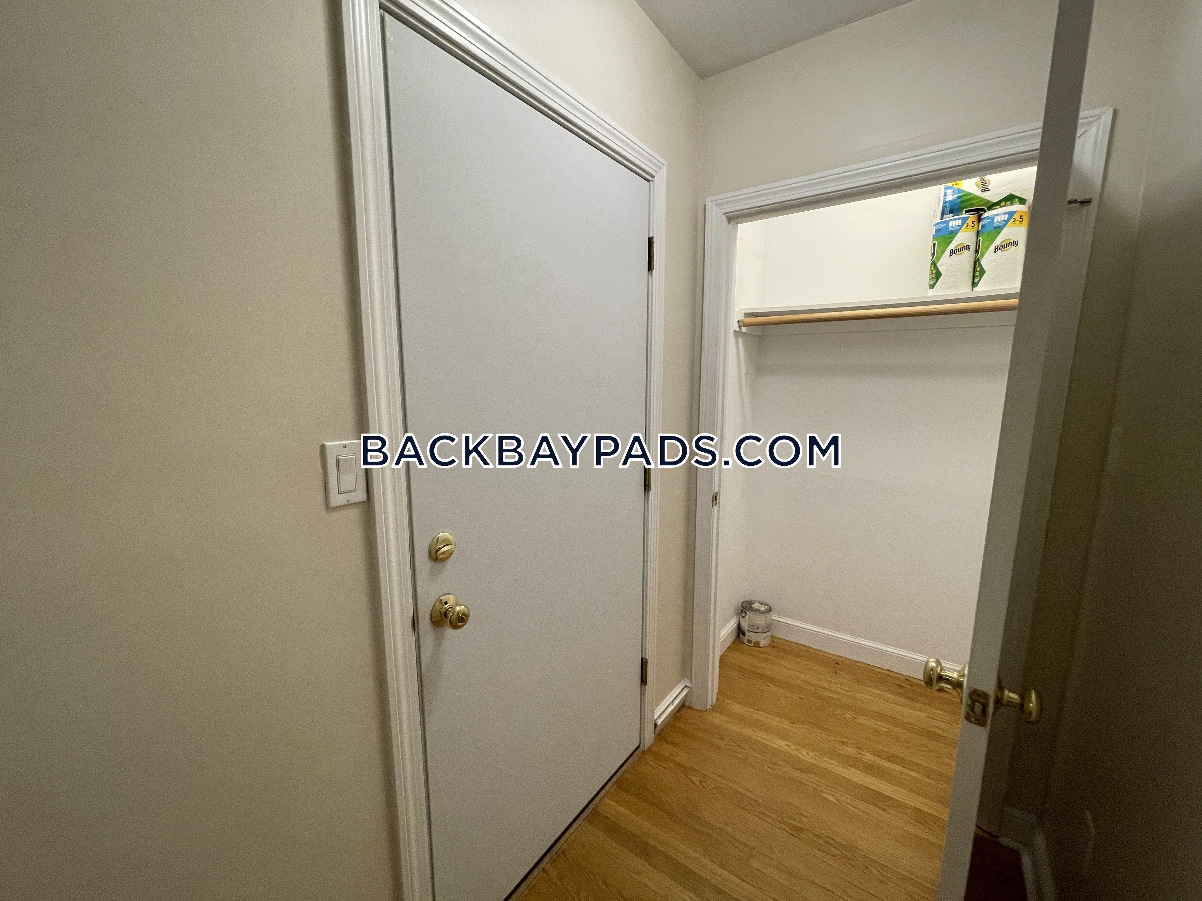 1.5 bed, 1 bath apartment for rent at 7 Hereford St Unit 1, Back Bay — photo 14 of 24