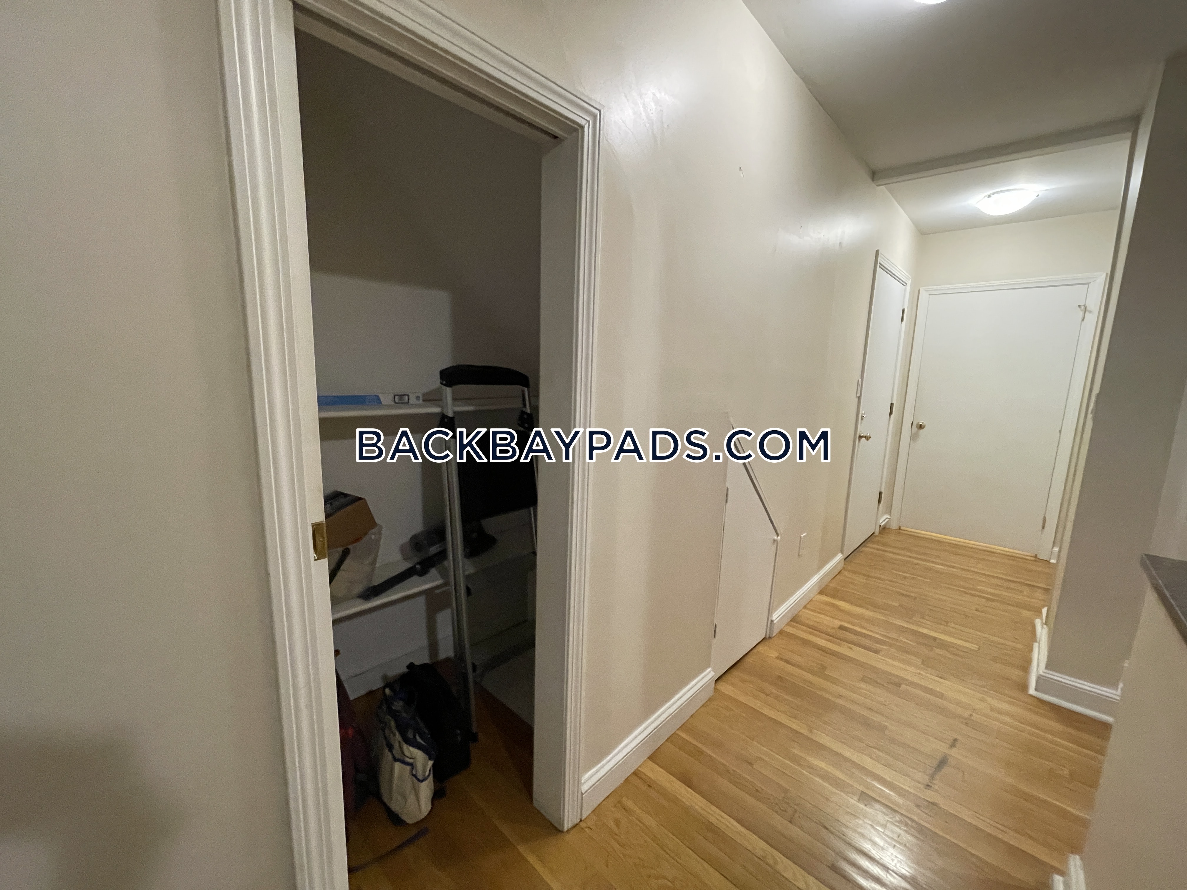 1.5 bed, 1 bath apartment for rent at 7 Hereford St Unit 1, Back Bay — photo 15 of 24