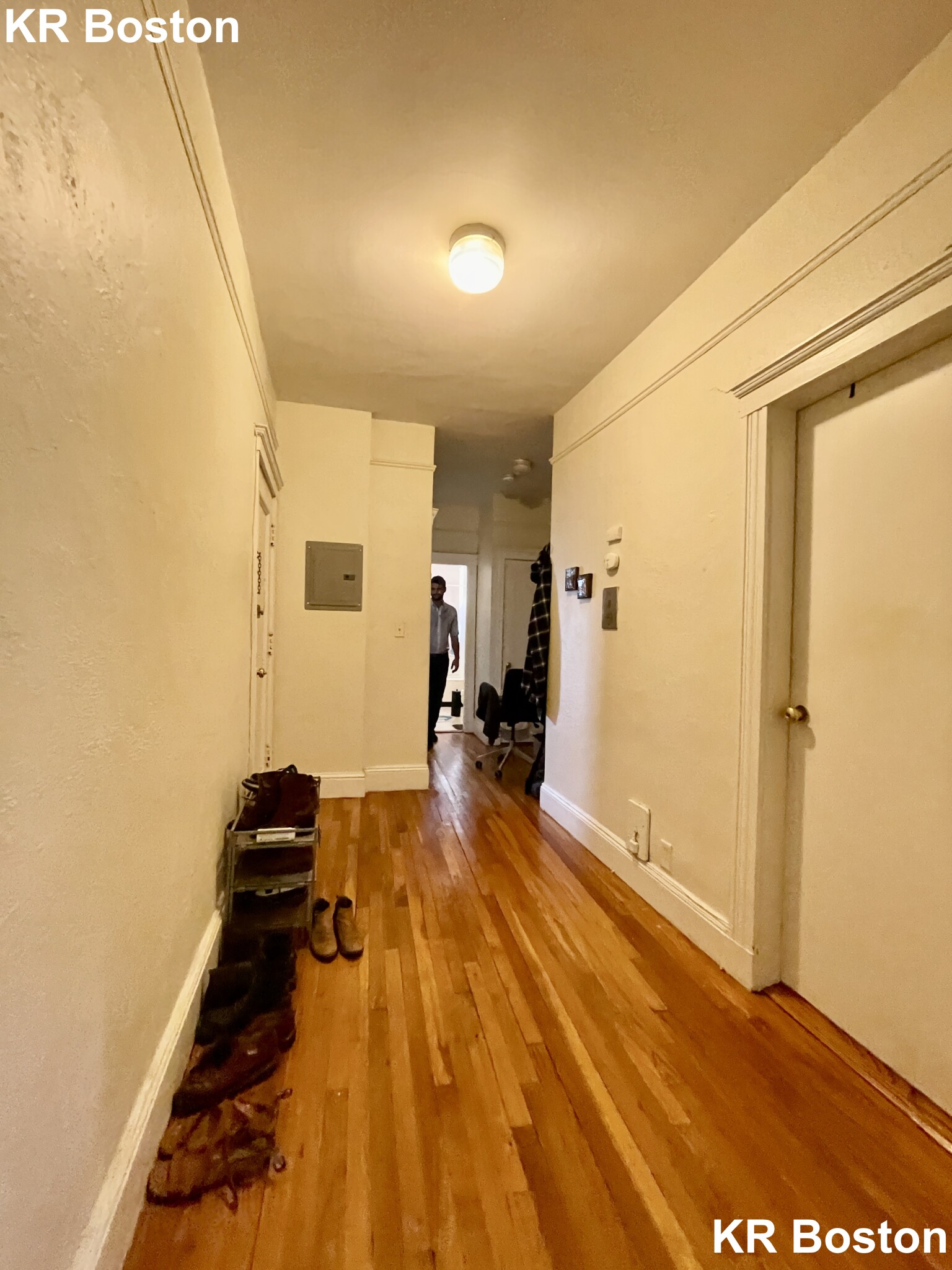 2 bed, 1 bath apartment for rent at 1687 Commonwealth Ave Unit 24, Brighton — photo 1 of 7
