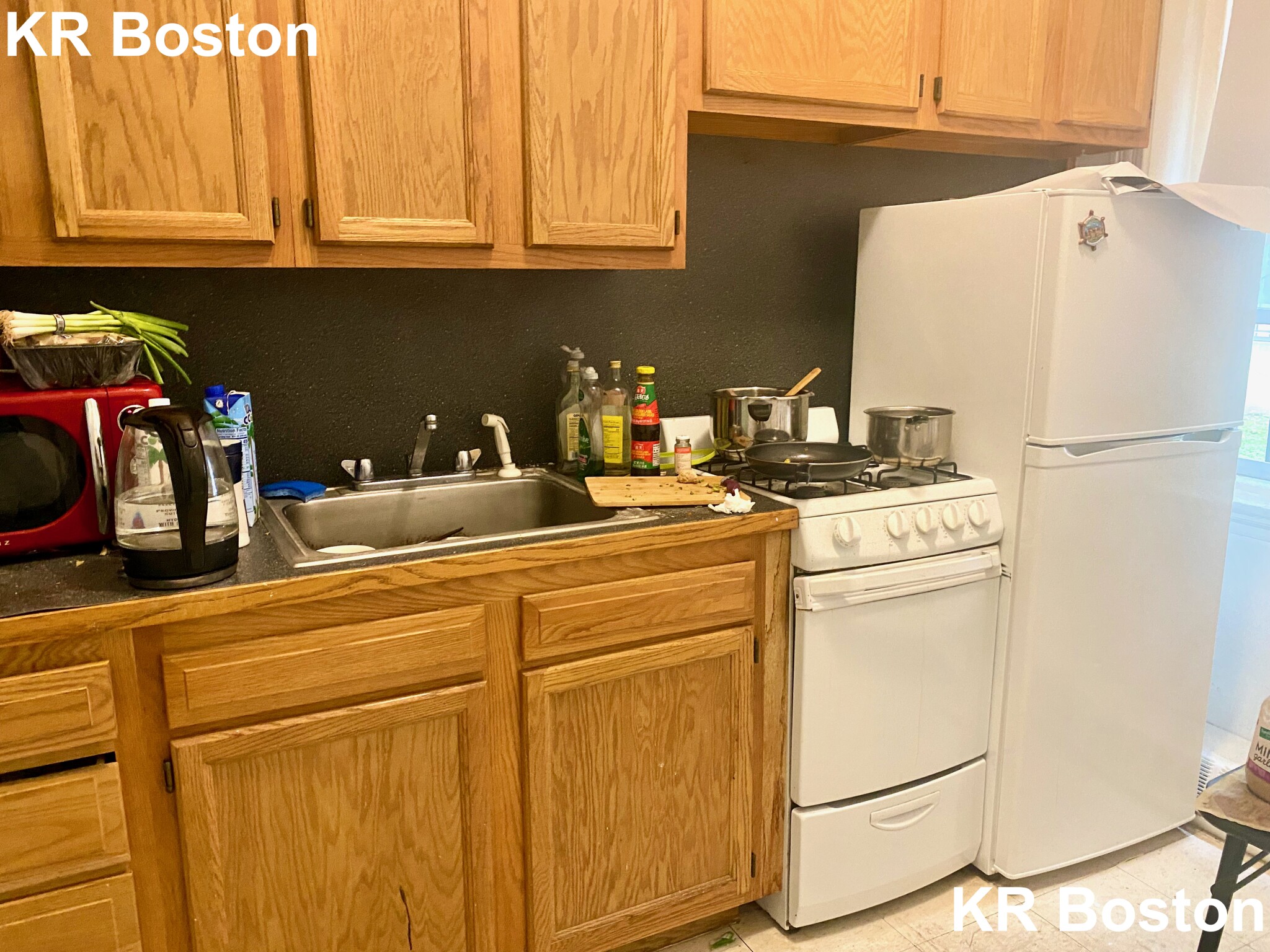 1 split bed, 1 bath apartment for rent at 1682 Commonwealth Ave Unit 4, Brighton — photo 3 of 3