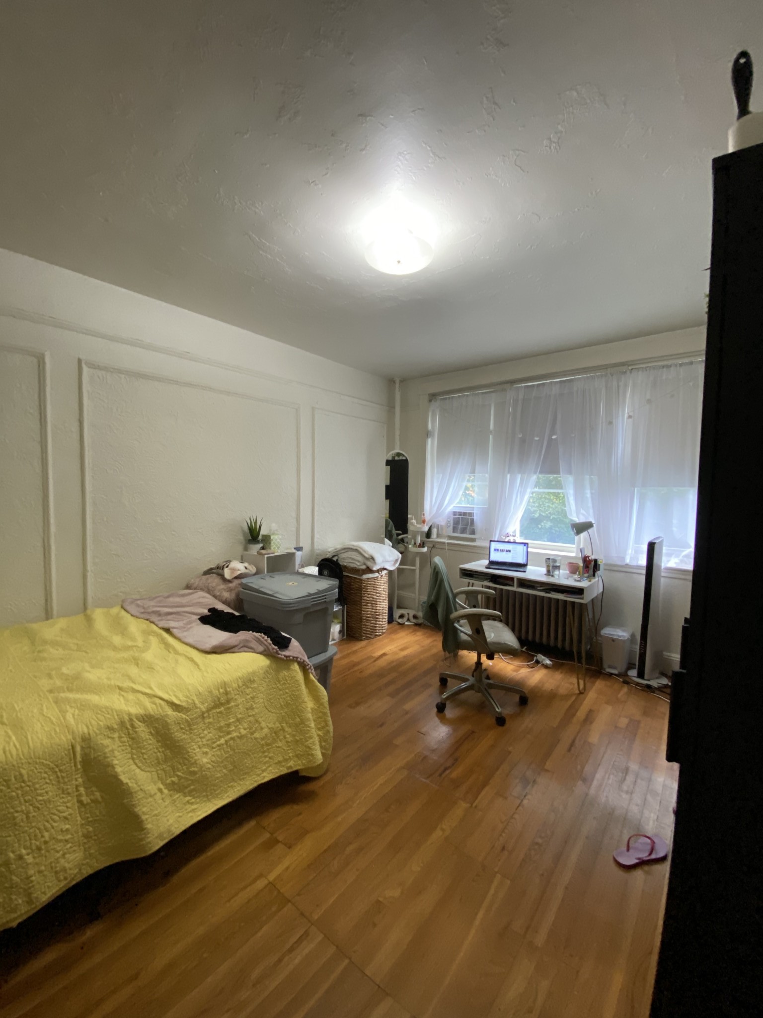 1 split bed, 1 bath apartment for rent at 1687 Commonwealth Ave Unit 10.., Brighton — photo 3 of 4