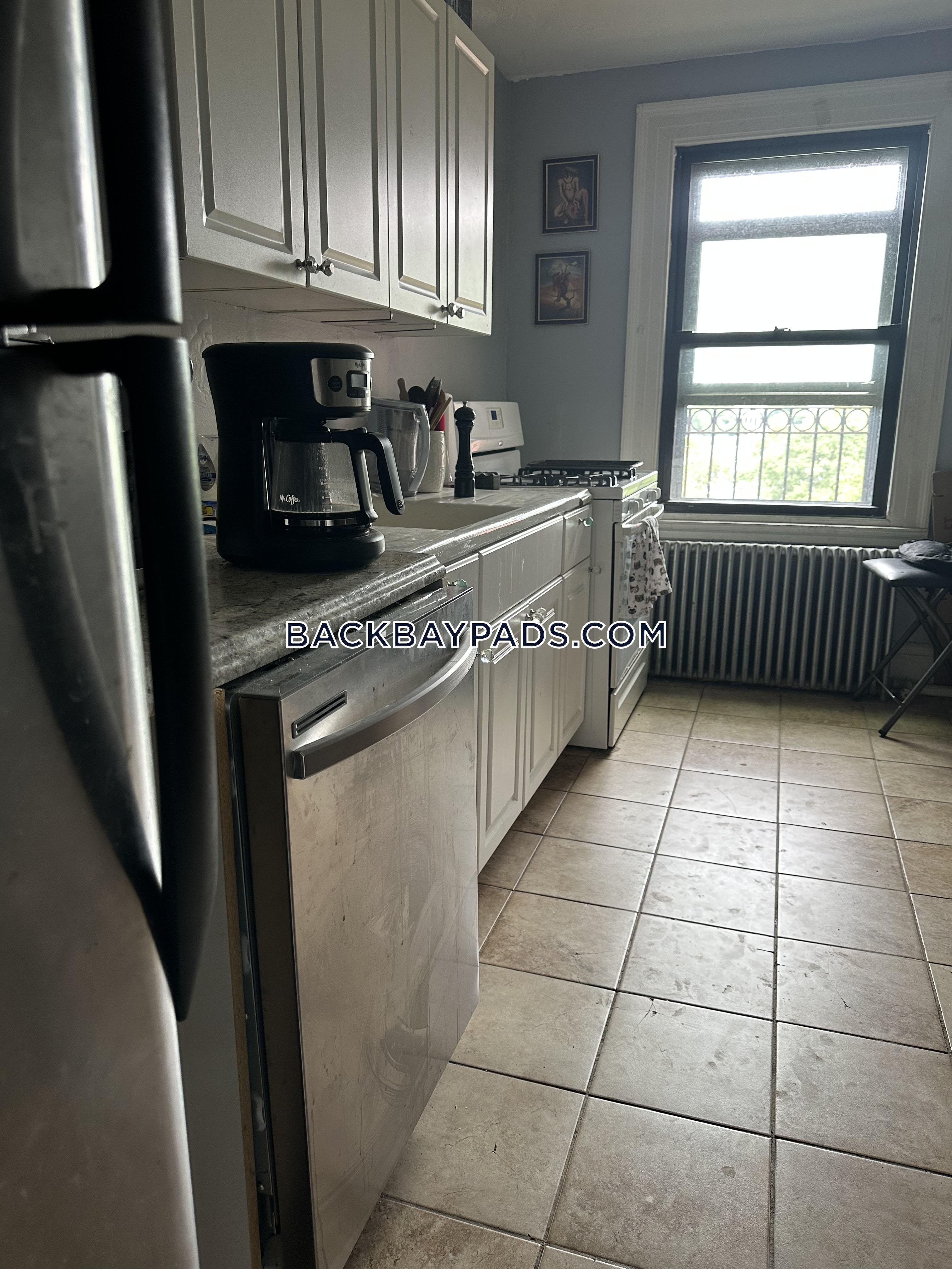 2 bed, 1 bath apartment for rent at 454 Beacon St Unit 5R, Back Bay — photo 2 of 11