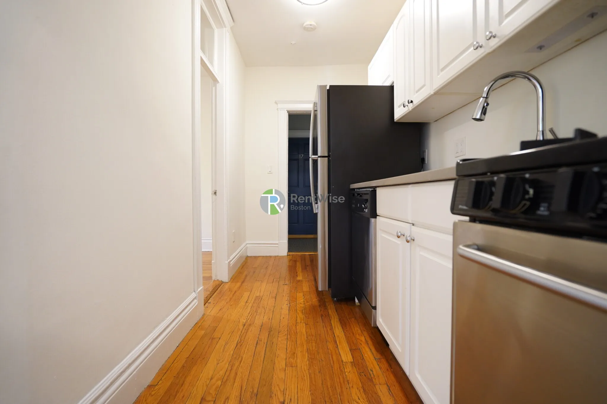 6 Camelot Ct, Brighton