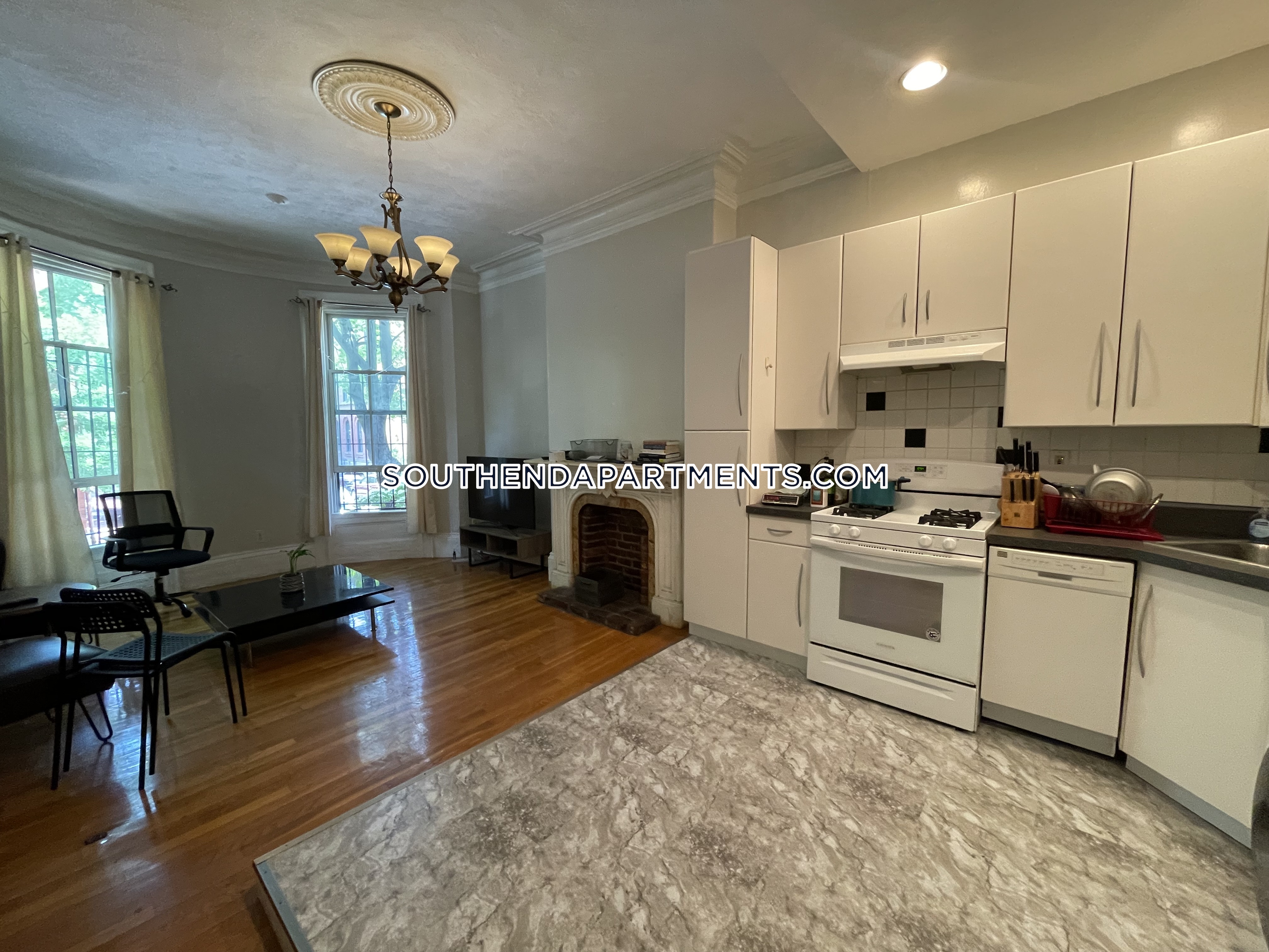 2 bed, 1 bath apartment for rent at 33 Concord St Unit 2, South End — photo 2 of 8