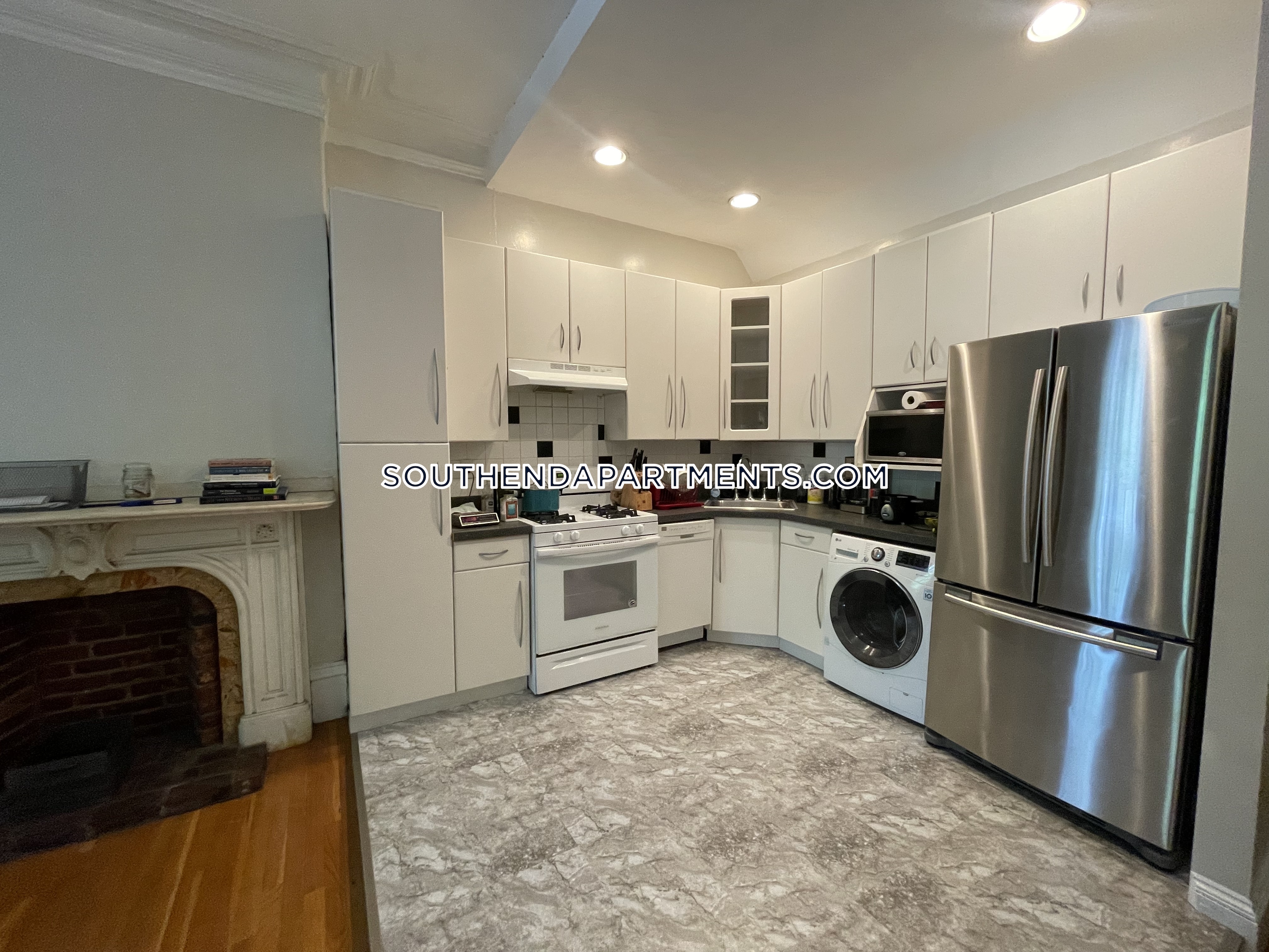2 bed, 1 bath apartment for rent at 33 Concord St Unit 2, South End — photo 1 of 8