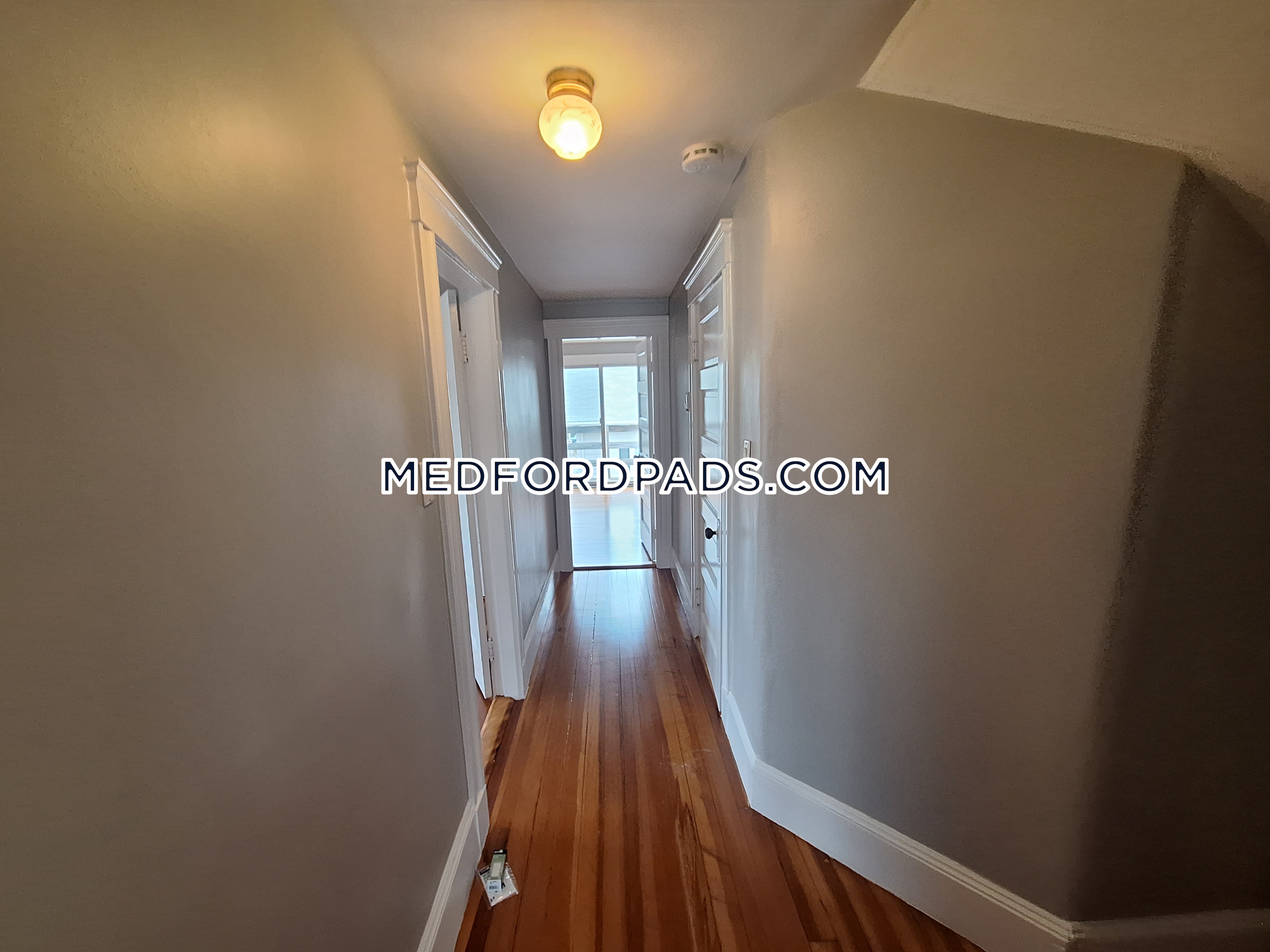 5 bed, 2 bath apartment for rent at 47 Pearl St Unit 1, Tufts University — photo 8 of 29