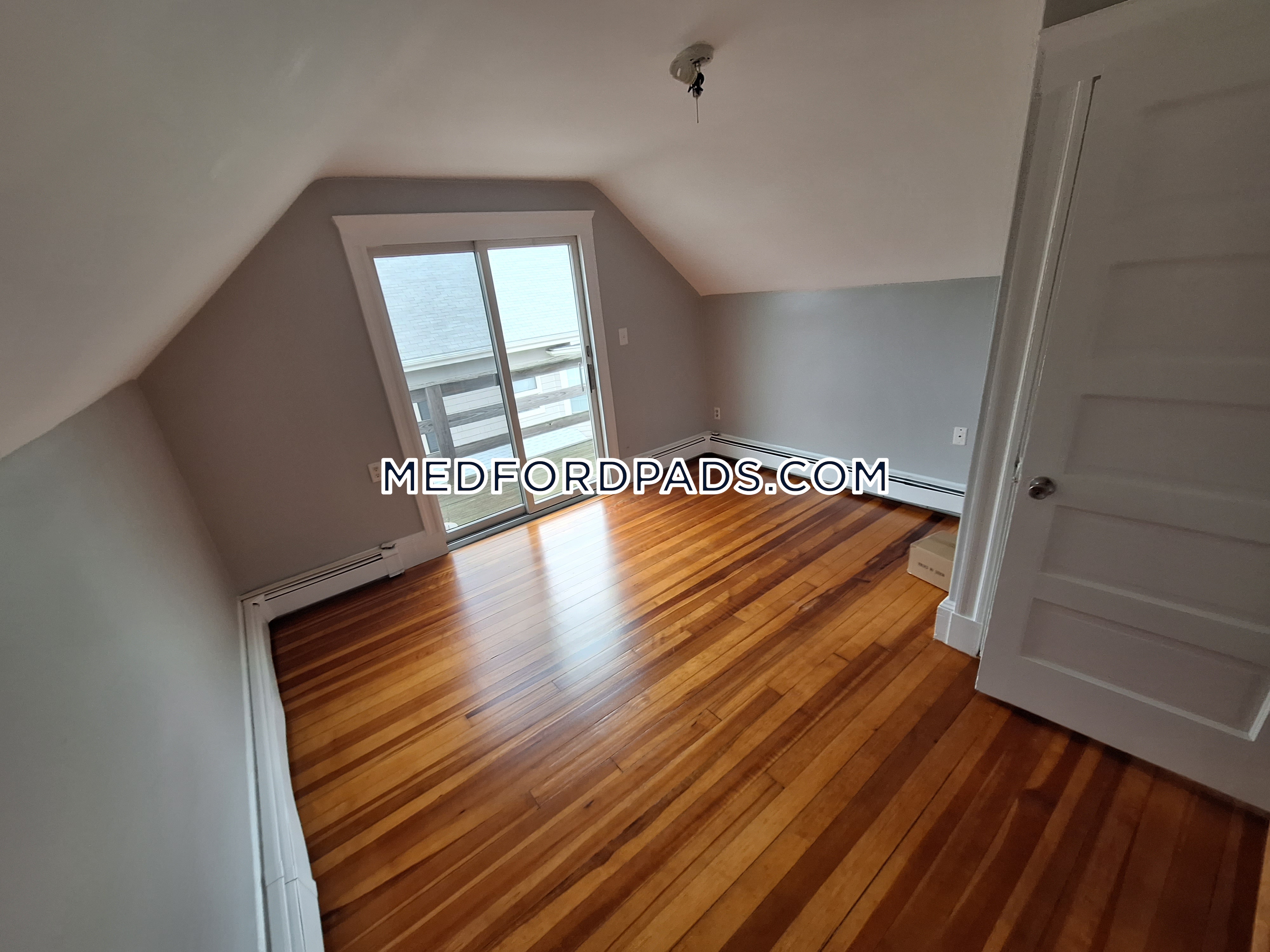 5 bed, 2 bath apartment for rent at 47 Pearl St Unit 1, Tufts University — photo 11 of 29