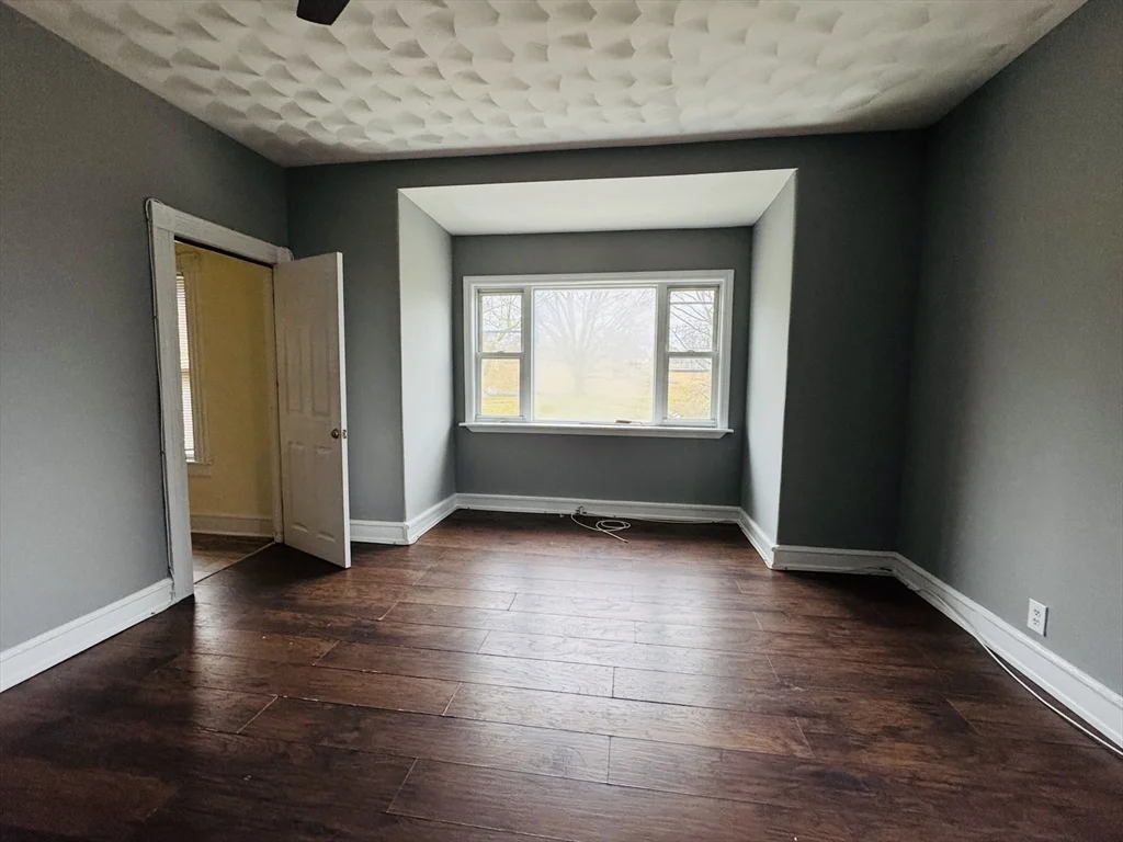 166 Bradford Ave, Fall River