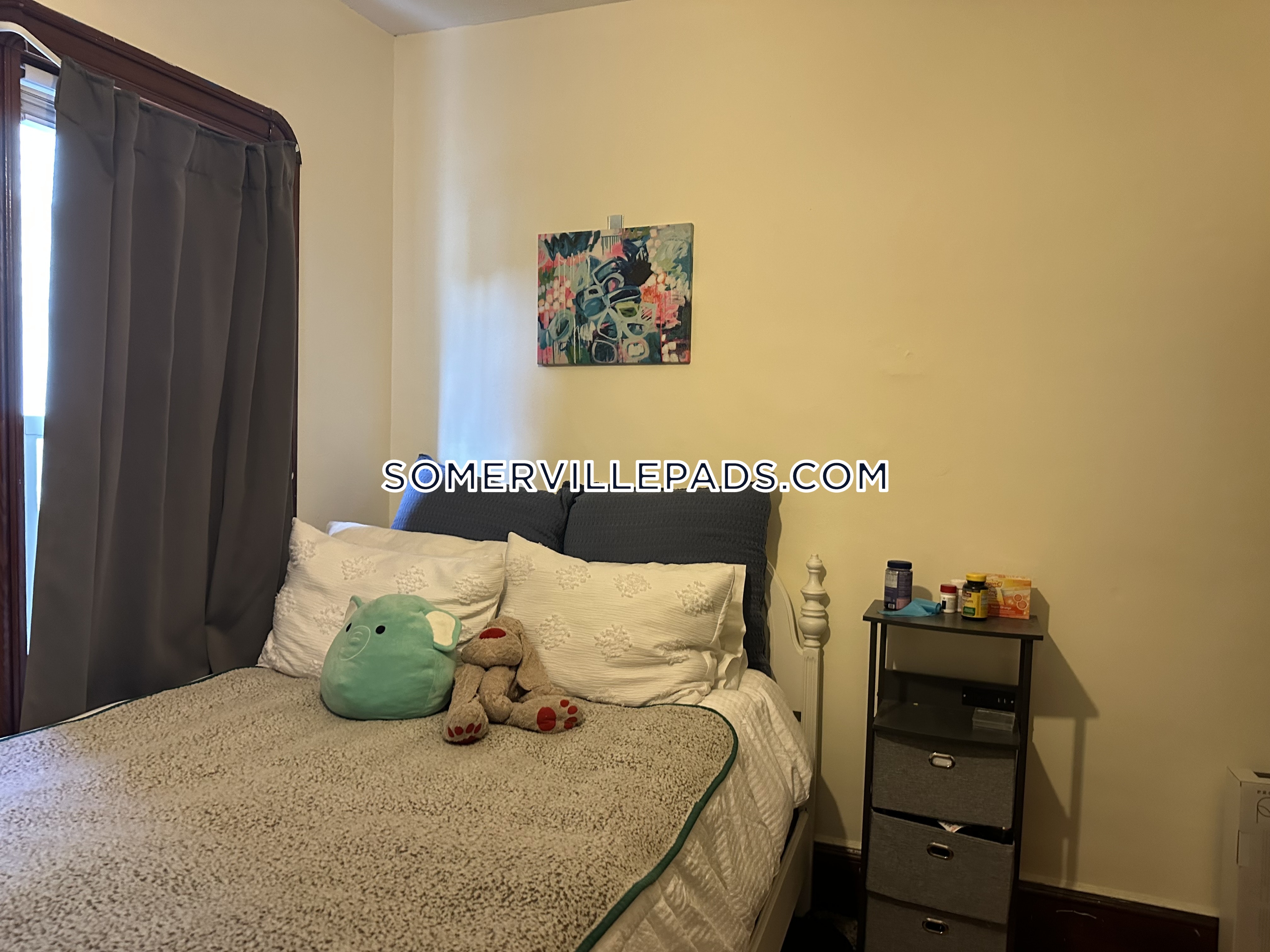 4 bed, 1 bath apartment for rent at 197 College Ave Unit 3, Davis Square — photo 14 of 22