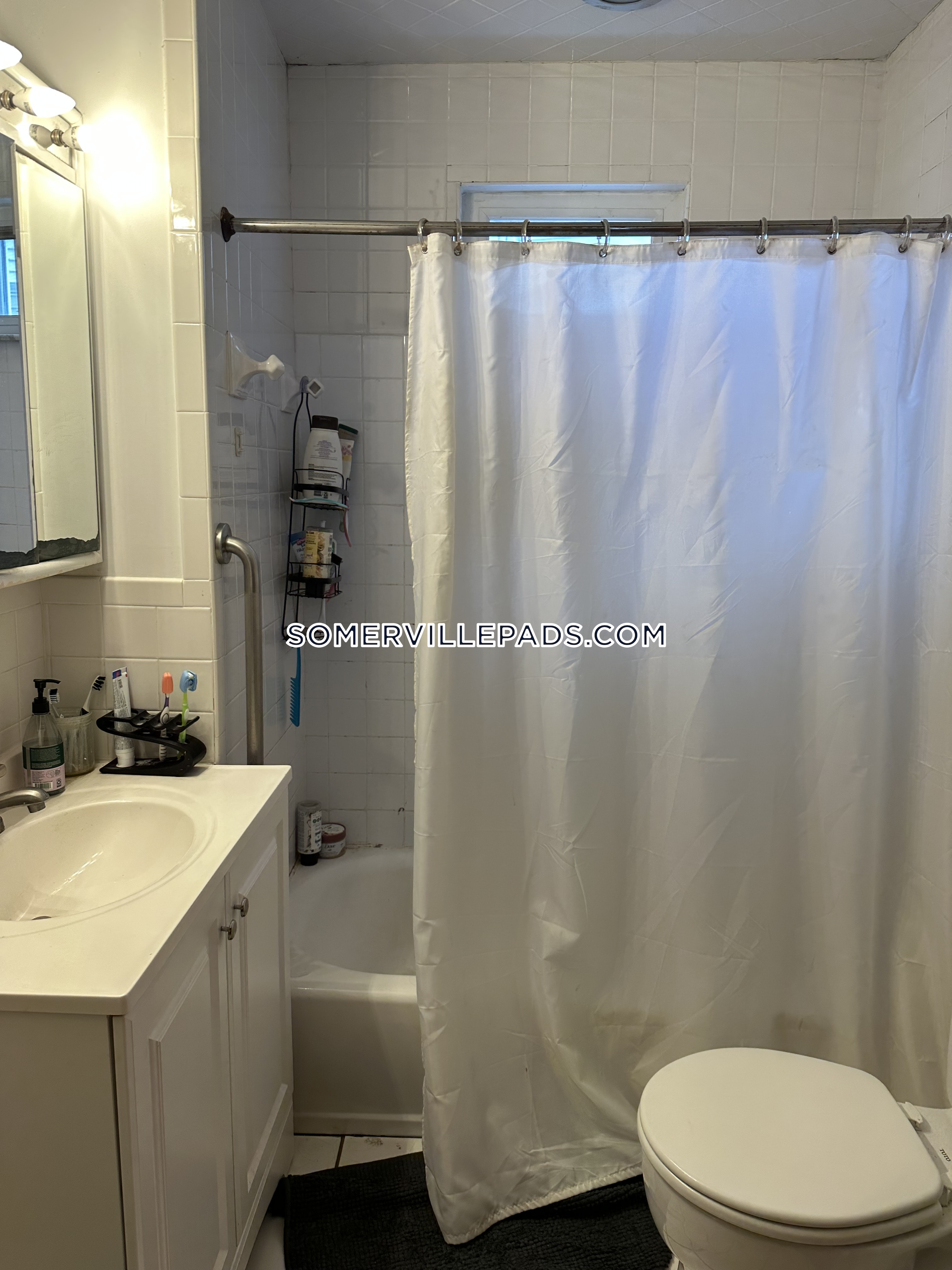4 bed, 1 bath apartment for rent at 197 College Ave Unit 3, Davis Square — photo 17 of 22