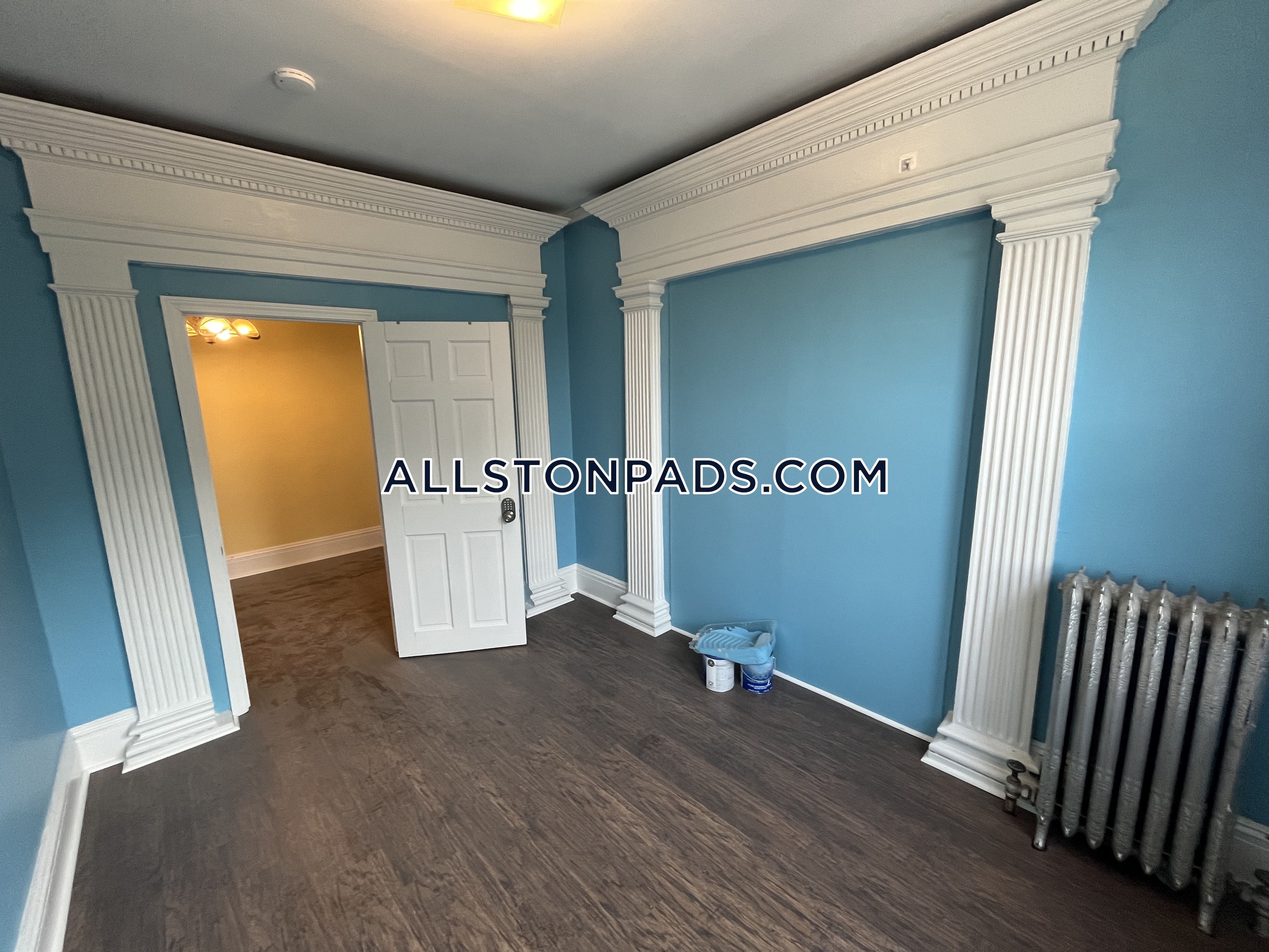 4 bed, 1 bath apartment for rent at 12 Glenville Ave Unit 2, Allston — photo 6 of 18
