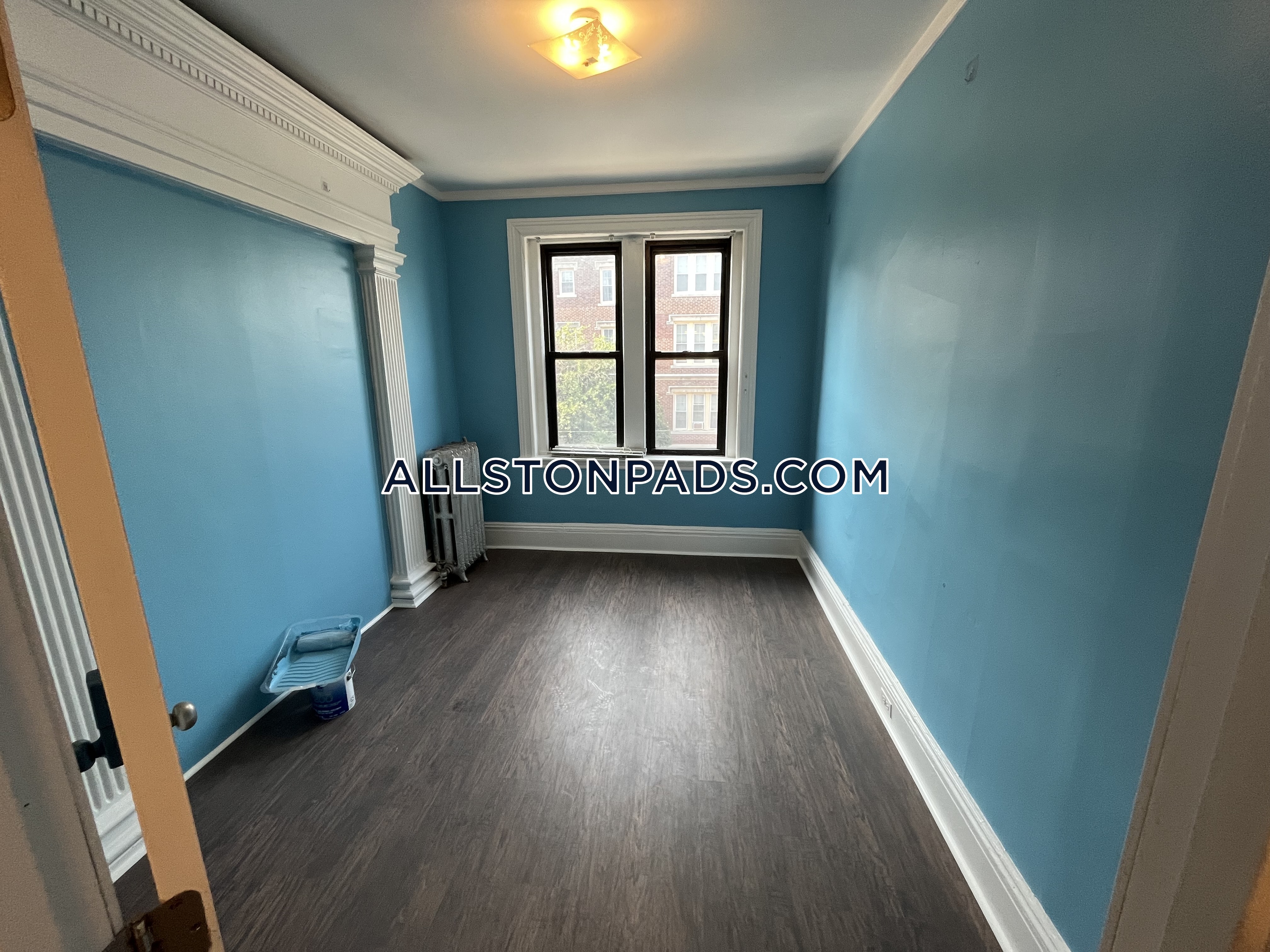 4 bed, 1 bath apartment for rent at 12 Glenville Ave Unit 2, Allston — photo 7 of 18