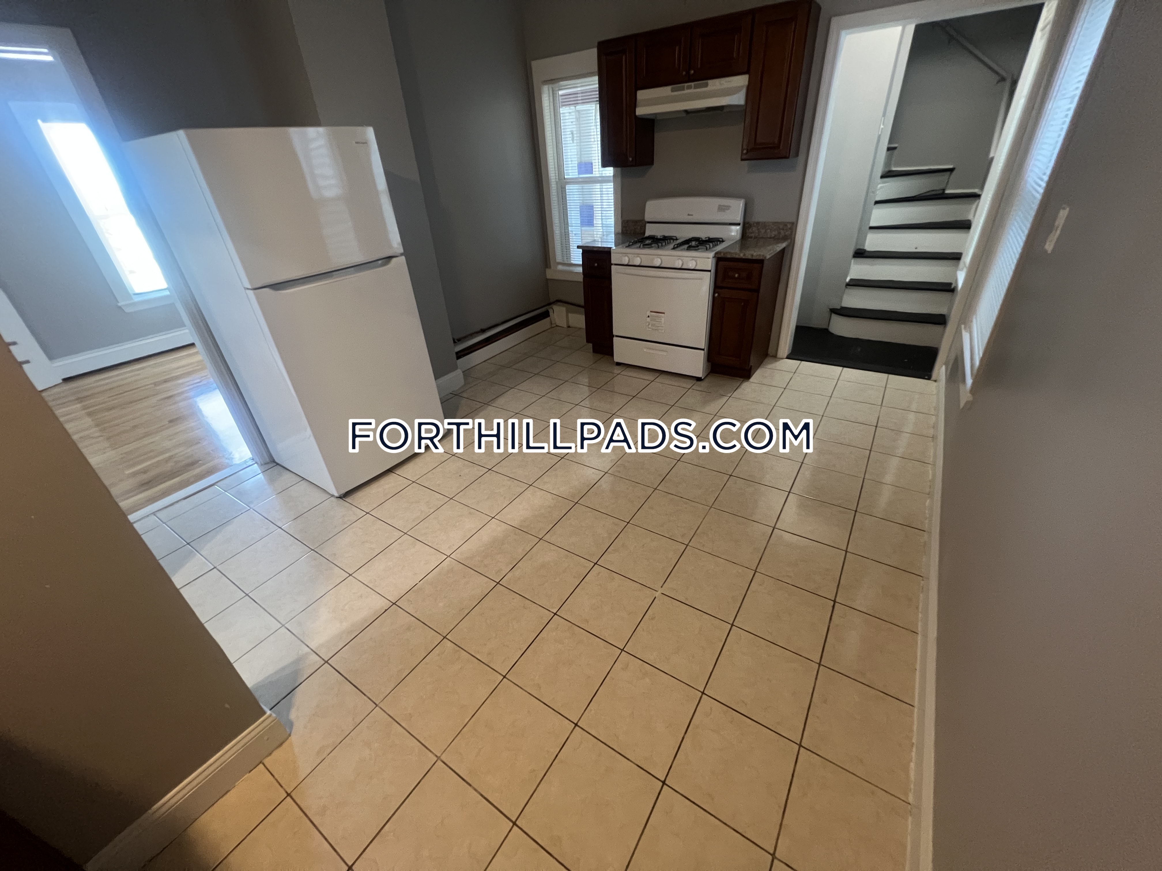 4 bed, 2 bath apartment for rent at 46 Lambert Ave Unit 3, Roxbury — photo 16 of 22