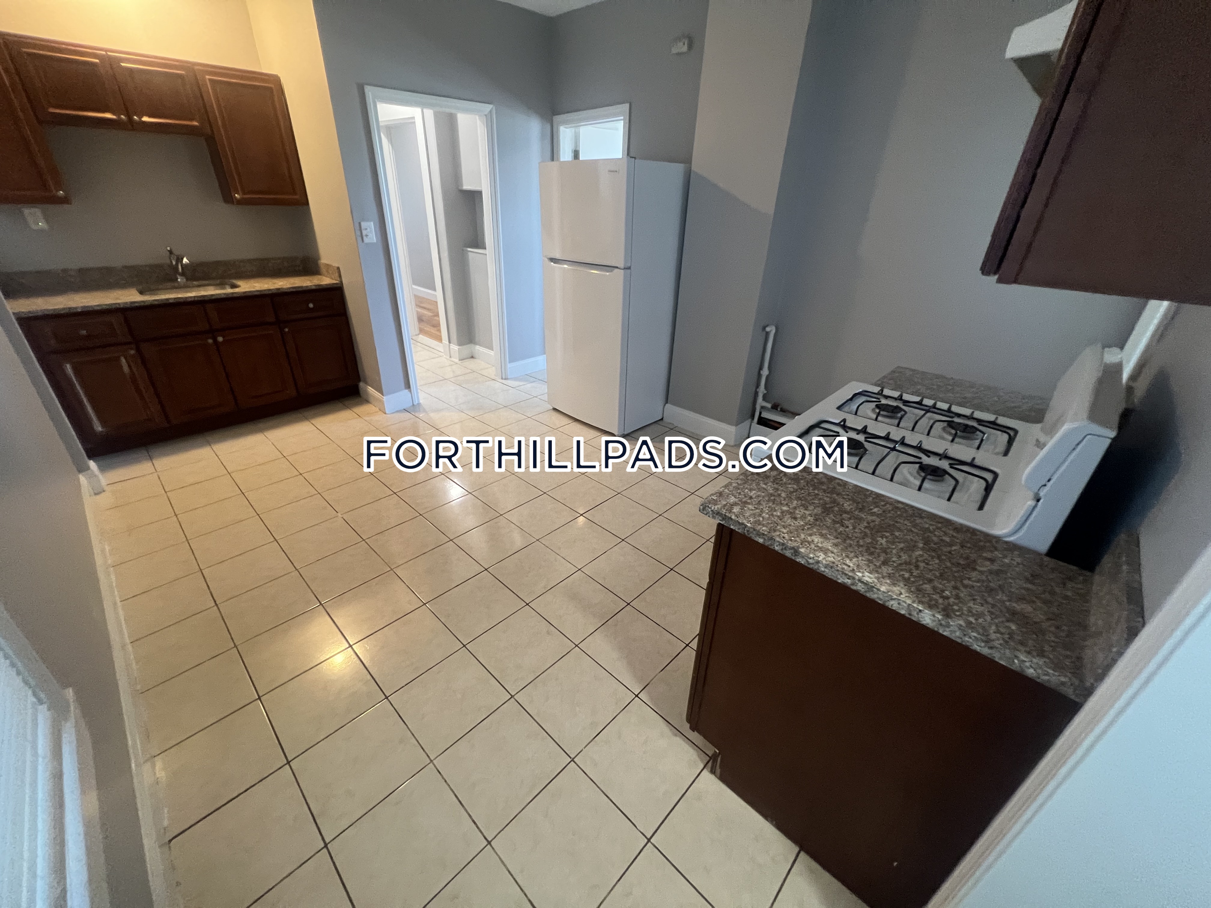 4 bed, 2 bath apartment for rent at 46 Lambert Ave Unit 3, Roxbury — photo 18 of 22