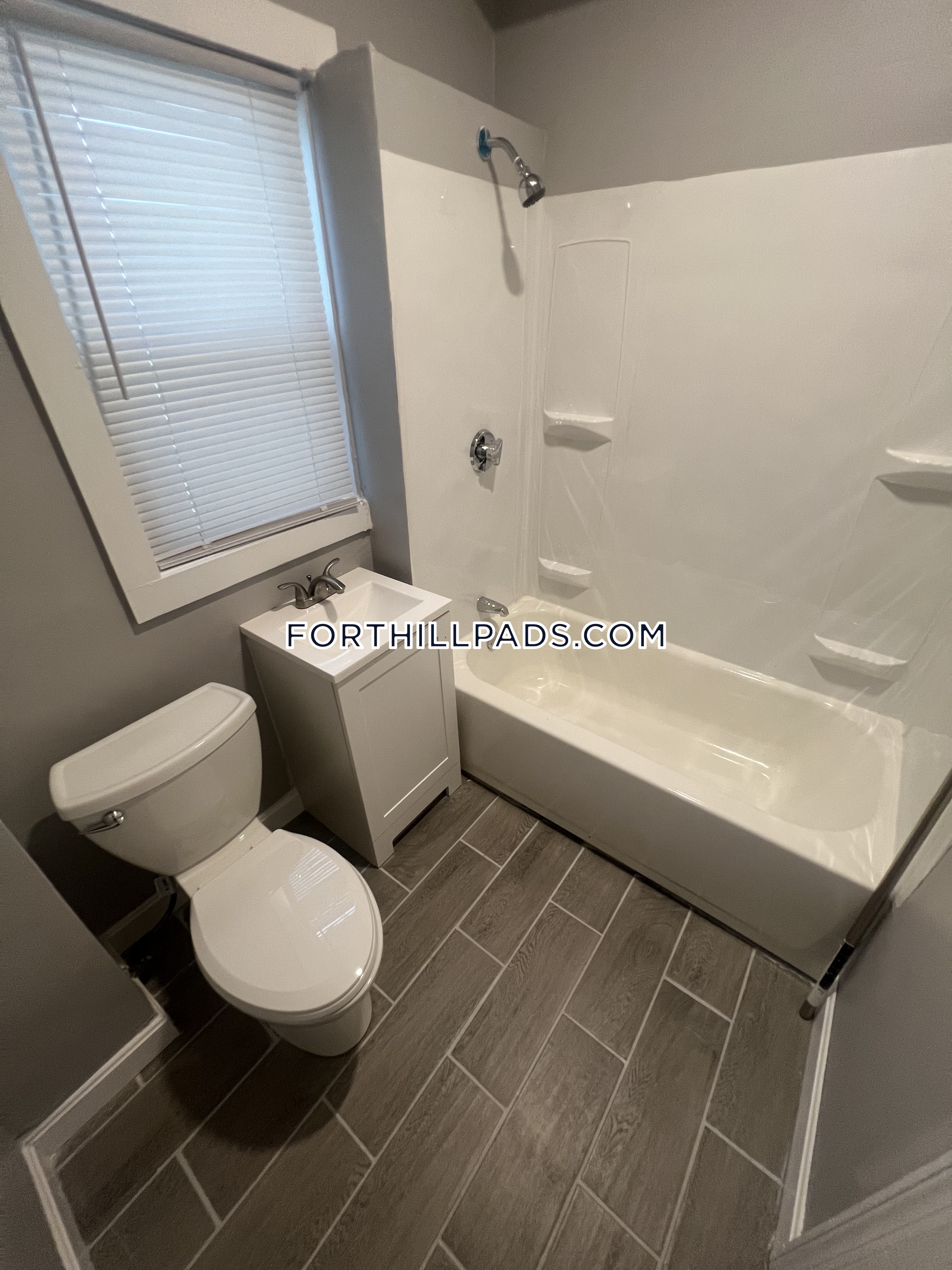 4 bed, 2 bath apartment for rent at 46 Lambert Ave Unit 3, Roxbury — photo 20 of 22