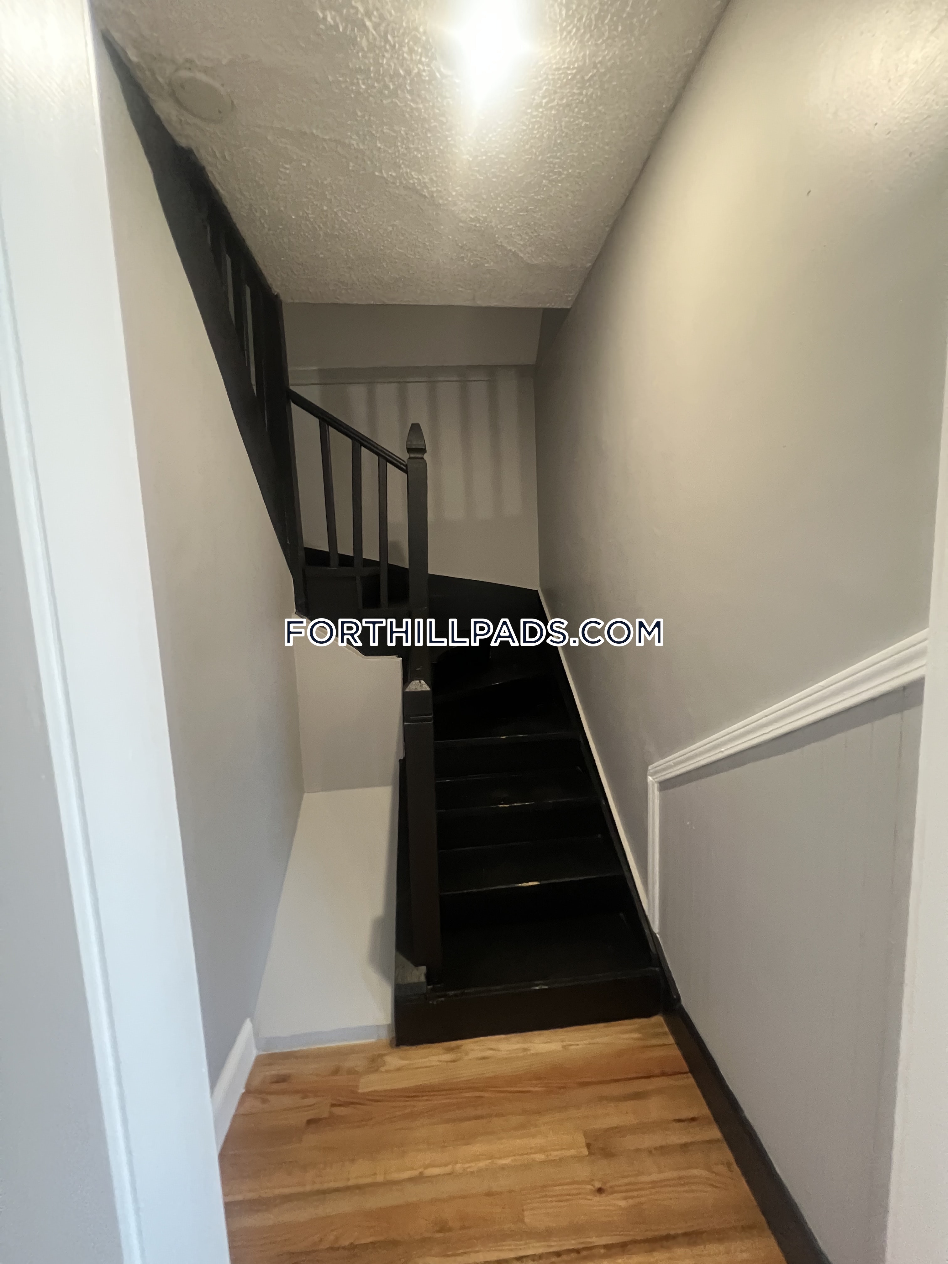 4 bed, 2 bath apartment for rent at 46 Lambert Ave Unit 3, Roxbury — photo 1 of 22
