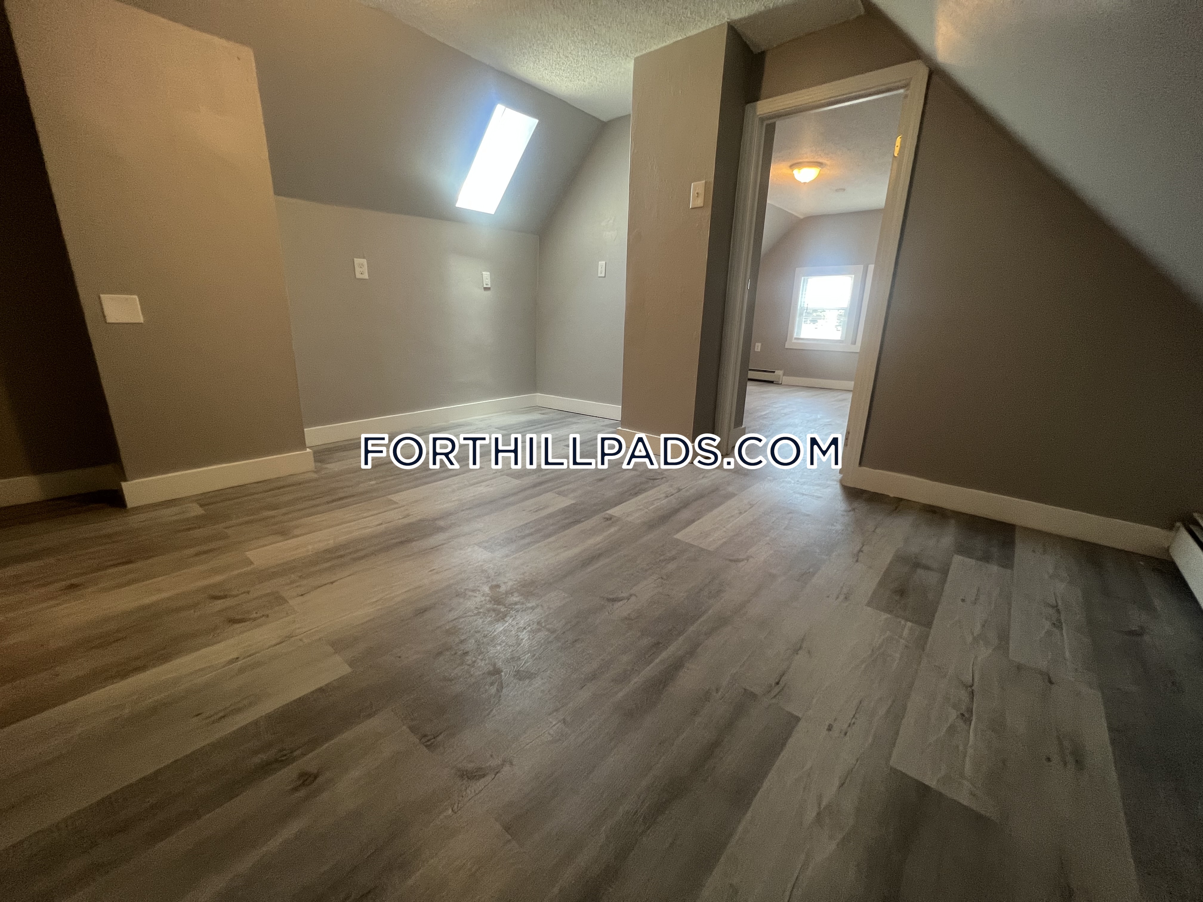 4 bed, 2 bath apartment for rent at 46 Lambert Ave Unit 3, Roxbury — photo 13 of 22