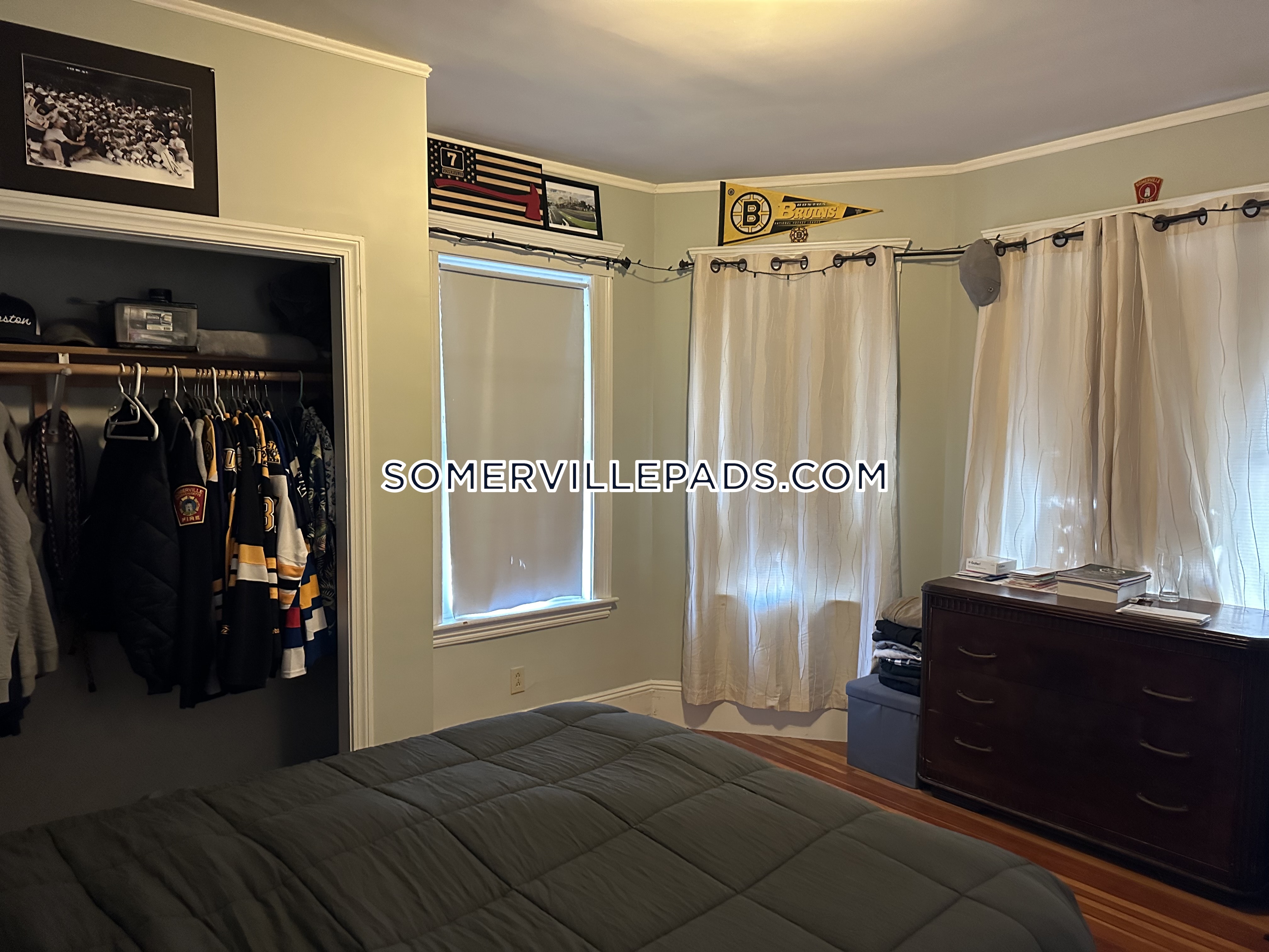 4 bed, 1 bath apartment for rent at 21 Packard Ave Unit 1, Davis Square — photo 12 of 13